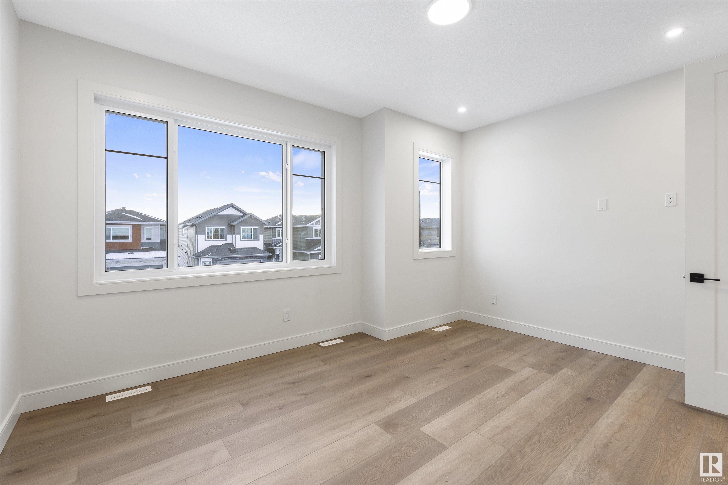      68 EDGEFIELD WY , St. Albert,  ,T8N 8A6 ;  Listing Number: MLS E4418349
