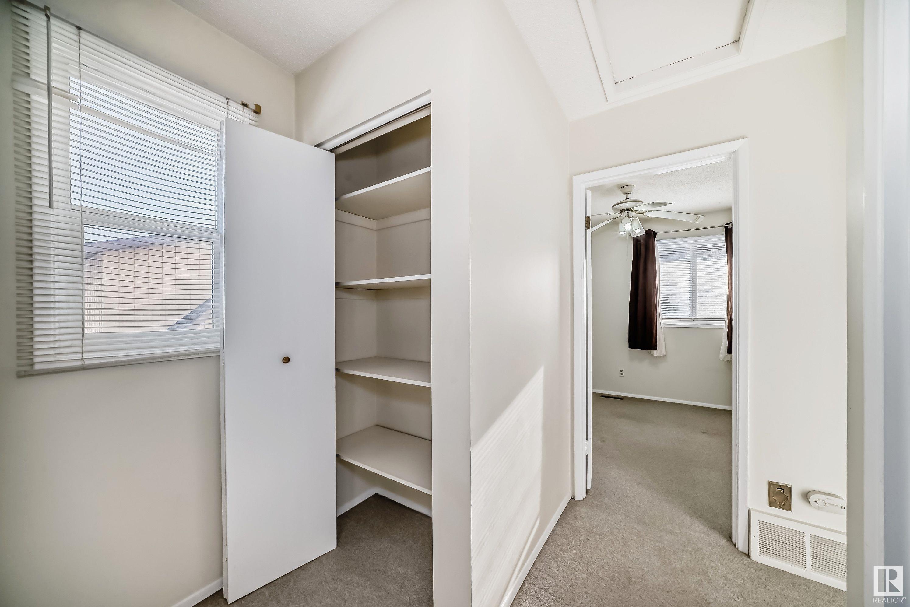      111 WOODSTOCK NW , Edmonton,  ,T5T 0H6 ;  Listing Number: MLS E4418351