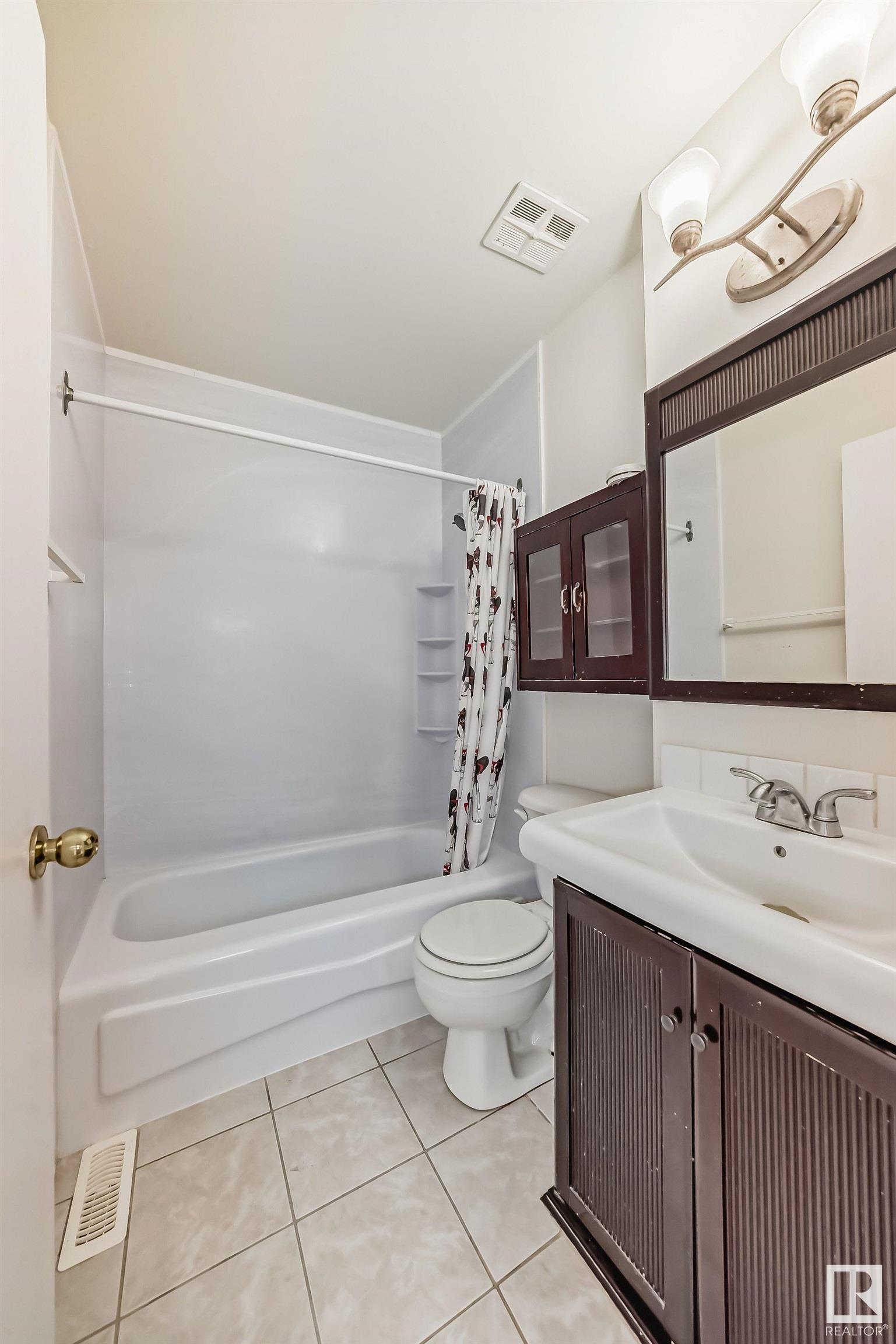      111 WOODSTOCK NW , Edmonton,  ,T5T 0H6 ;  Listing Number: MLS E4418351