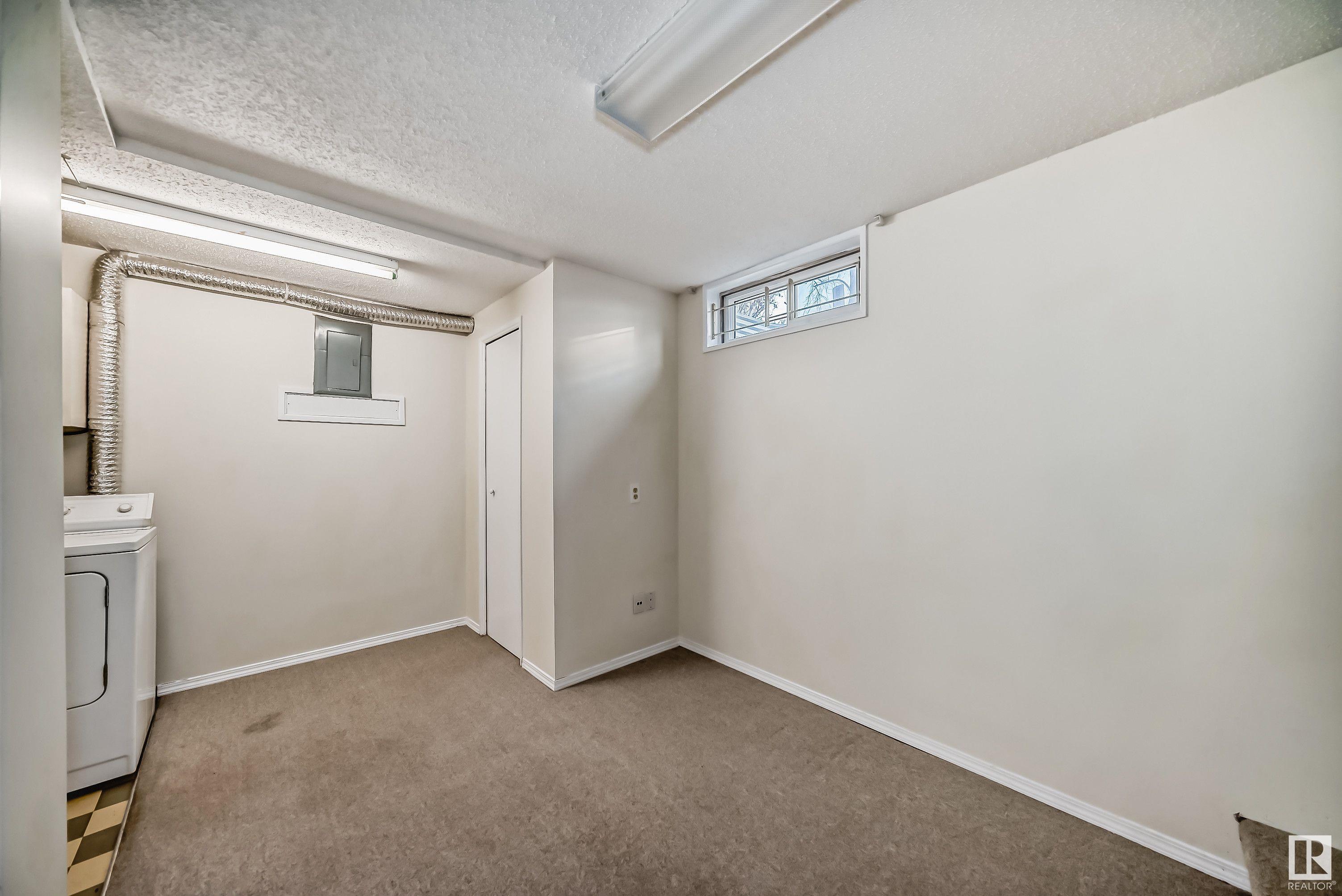     111 WOODSTOCK NW , Edmonton,  ,T5T 0H6 ;  Listing Number: MLS E4418351