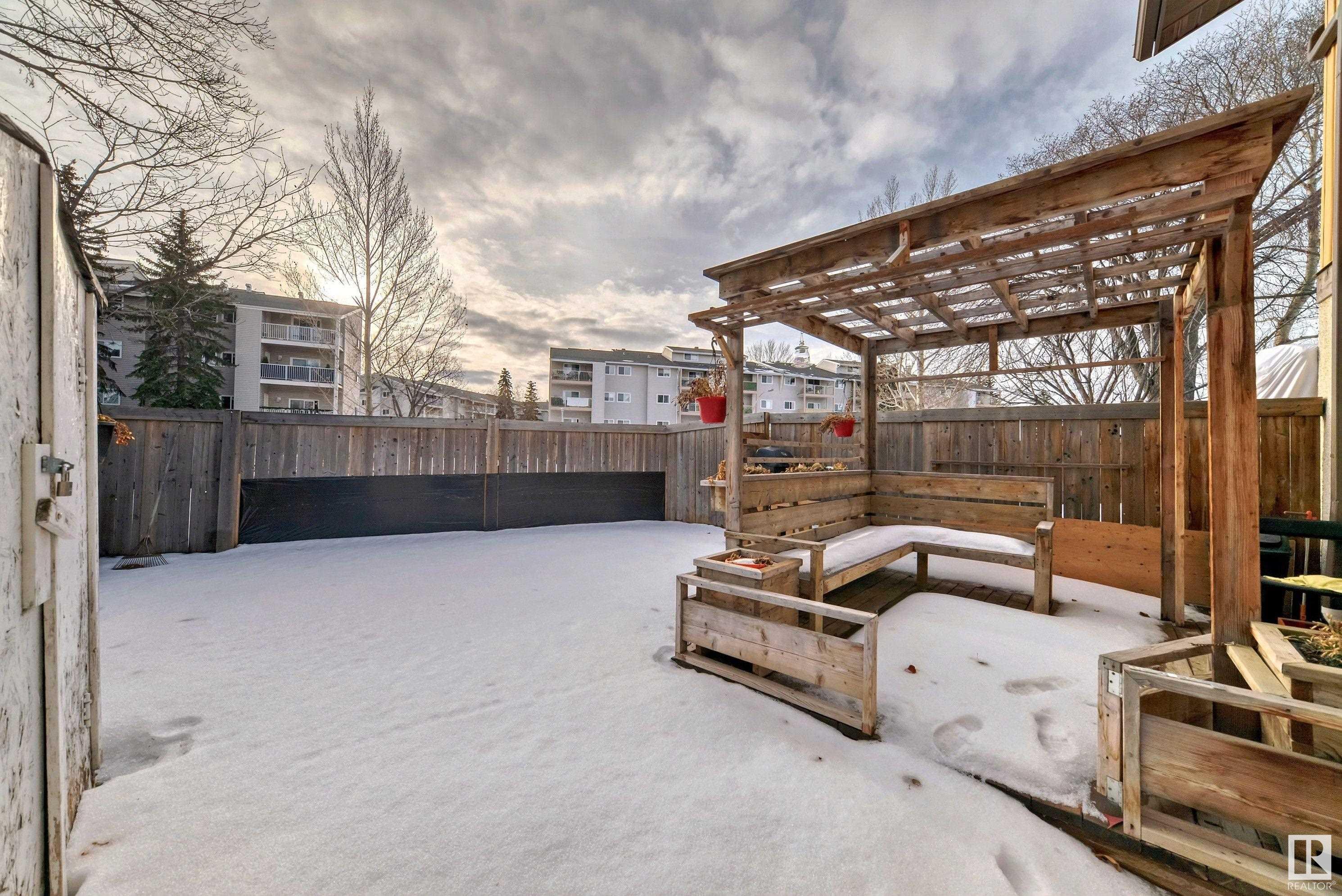      111 WOODSTOCK NW , Edmonton,  ,T5T 0H6 ;  Listing Number: MLS E4418351