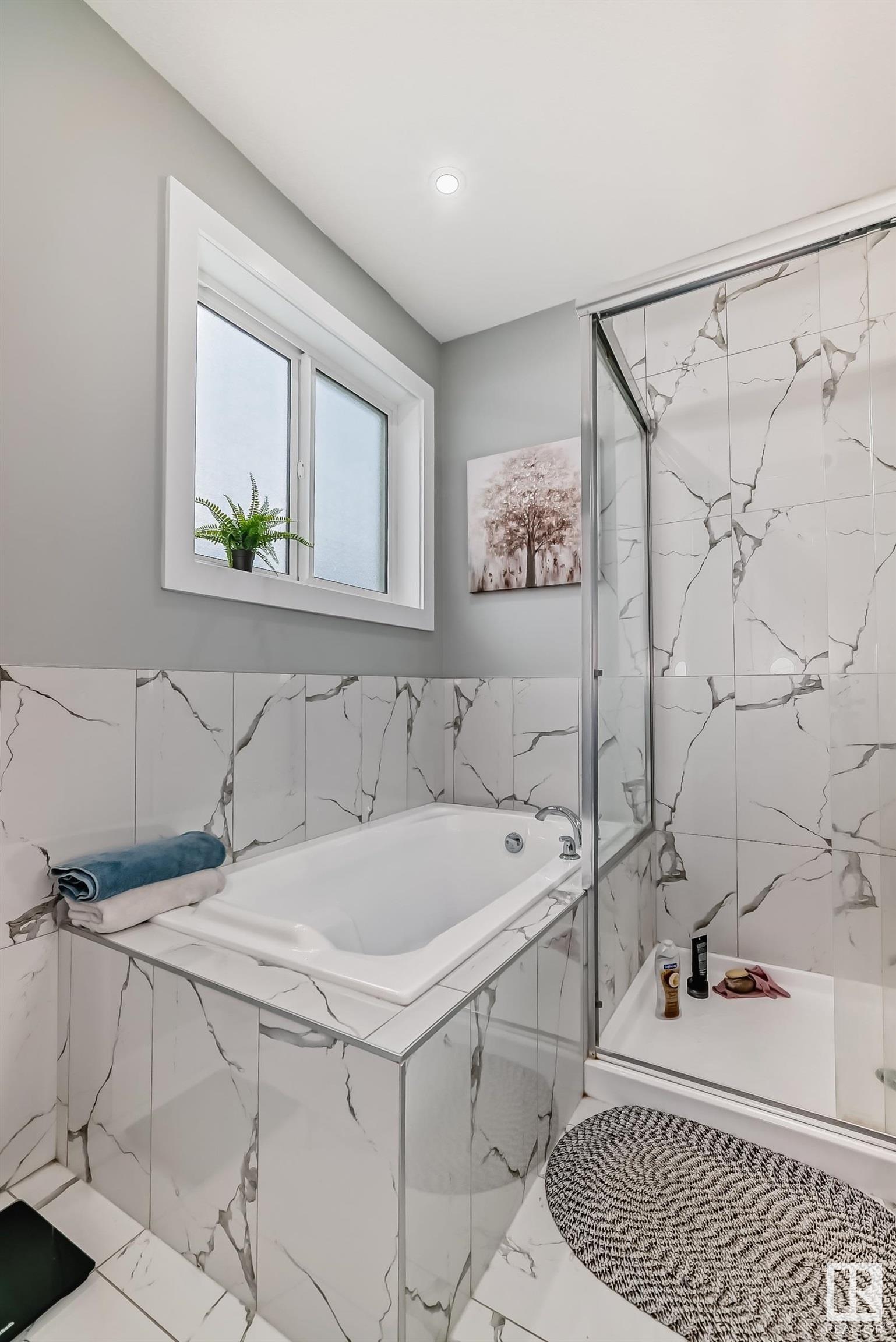      6602 38 AV , Beaumont,  ,T4X 0G7 ;  Listing Number: MLS E4418356