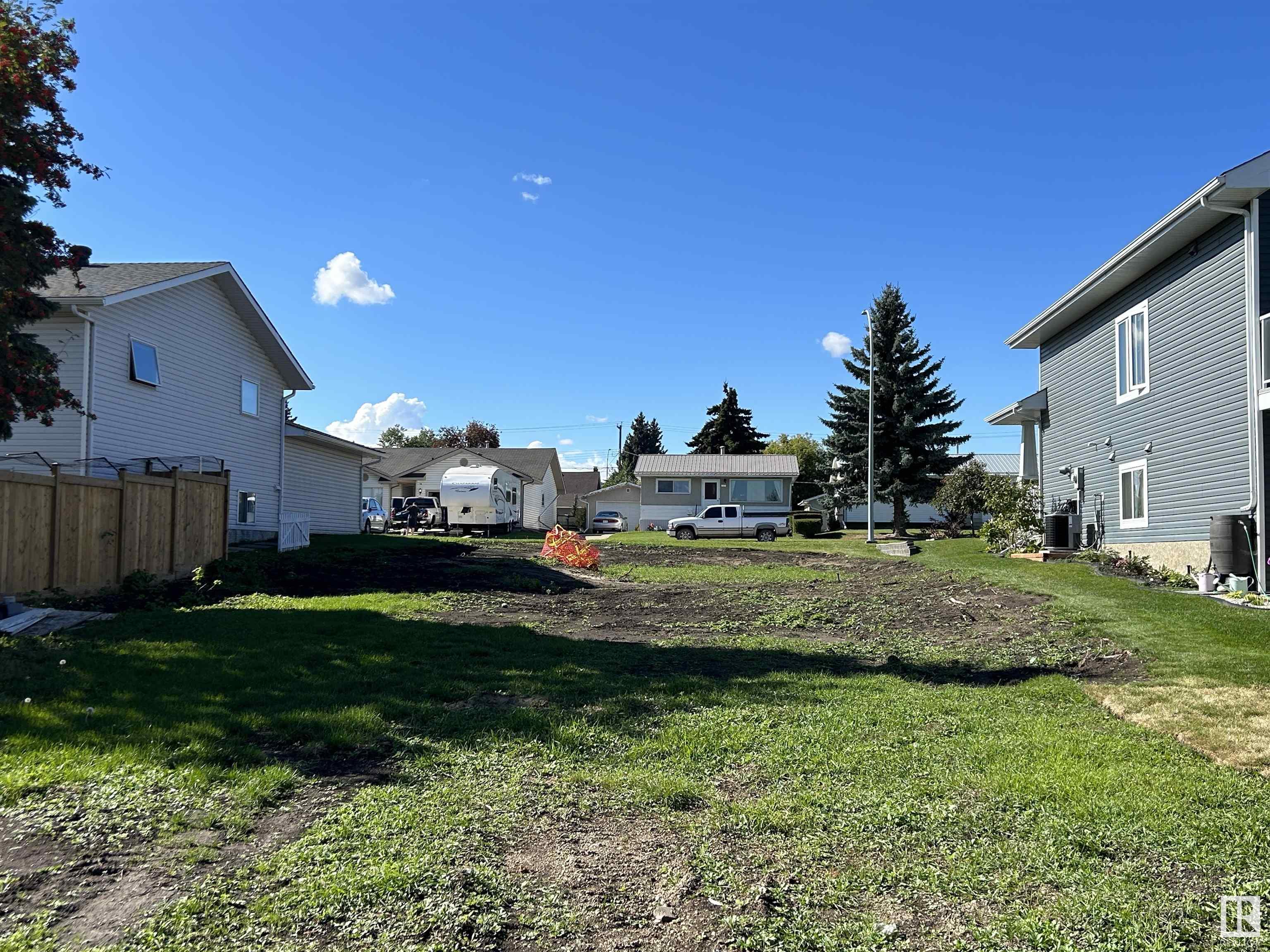      5409 47 ST , Stony Plain,  ,T7Z 1E4 ;  Listing Number: MLS E4418357