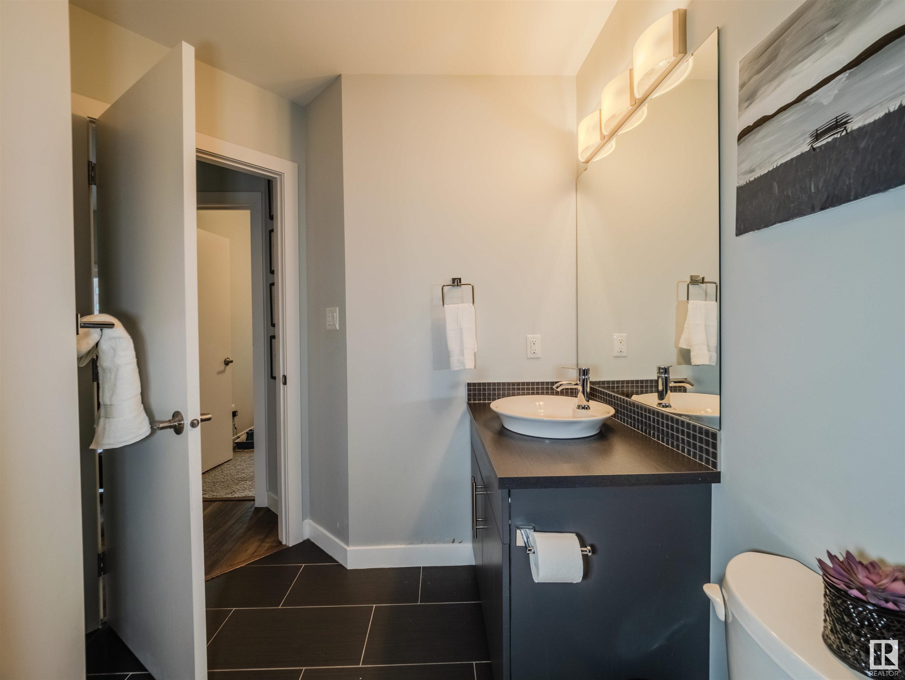      #211 10611 117 ST NW , Edmonton,  ,T5H 0G6 ;  Listing Number: MLS E4418362