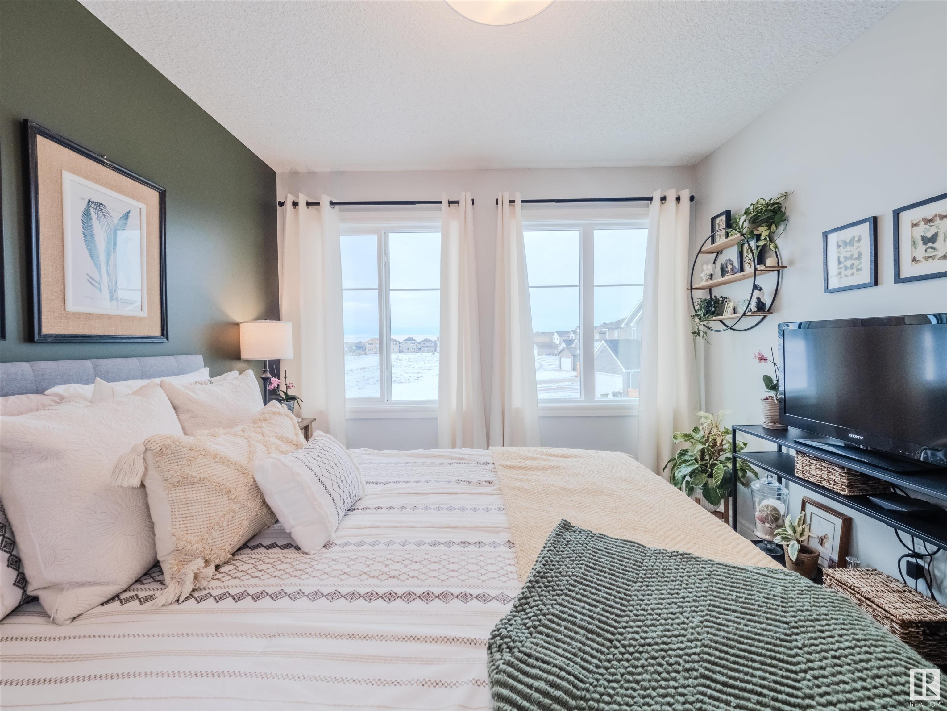      4511 KINSELLA LI SW , Edmonton,  ,T6W 4J9 ;  Listing Number: MLS E4418369