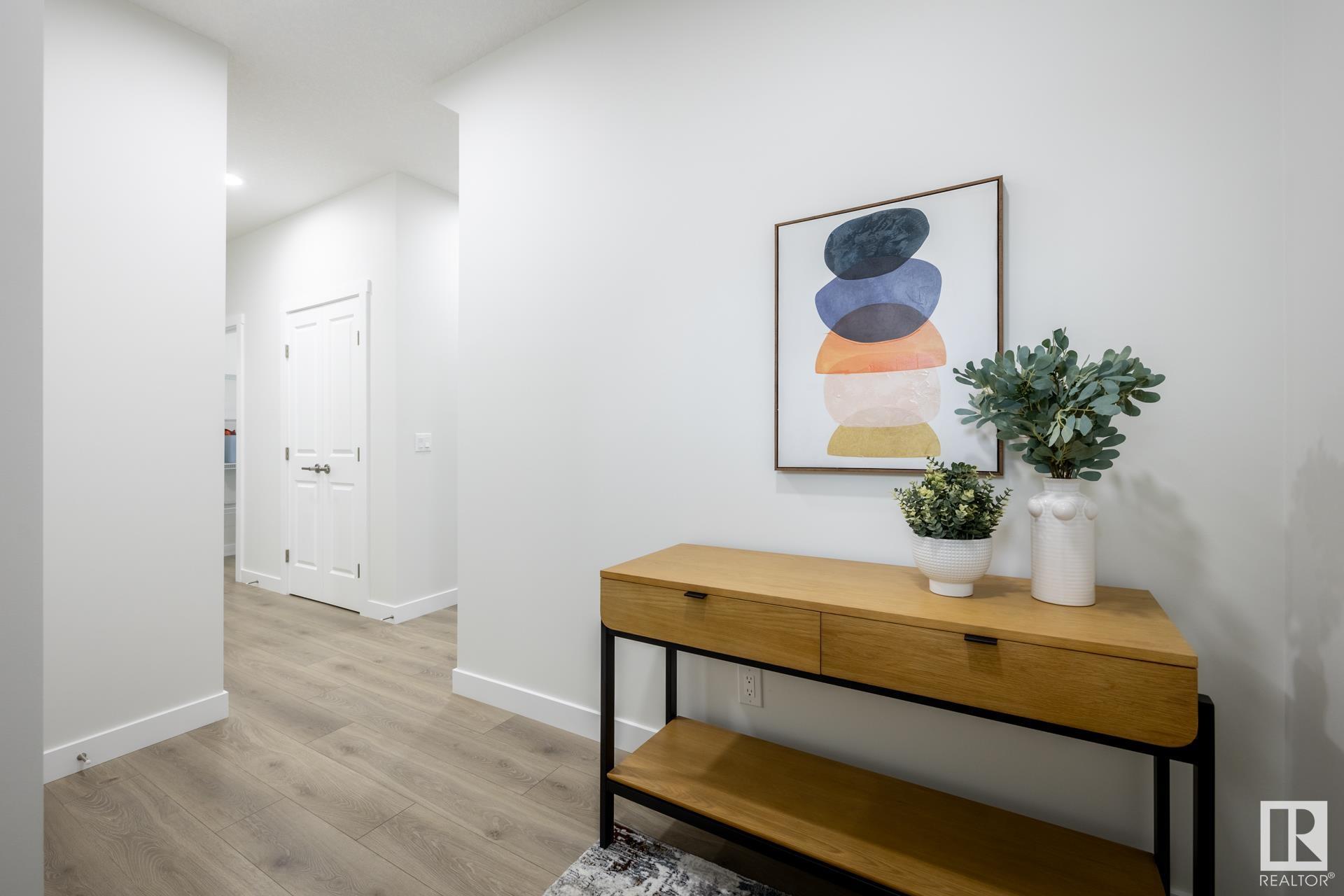      303 28 ST SW , Edmonton,  ,T6X 3E8 ;  Listing Number: MLS E4418378