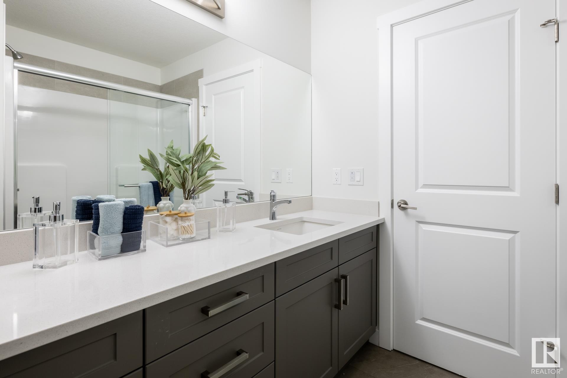      303 28 ST SW , Edmonton,  ,T6X 3E8 ;  Listing Number: MLS E4418378