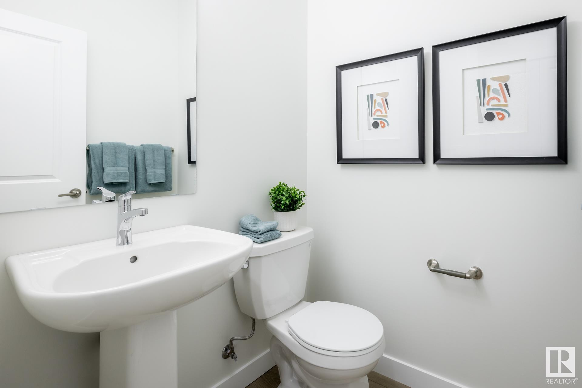      303 28 ST SW , Edmonton,  ,T6X 3E8 ;  Listing Number: MLS E4418378