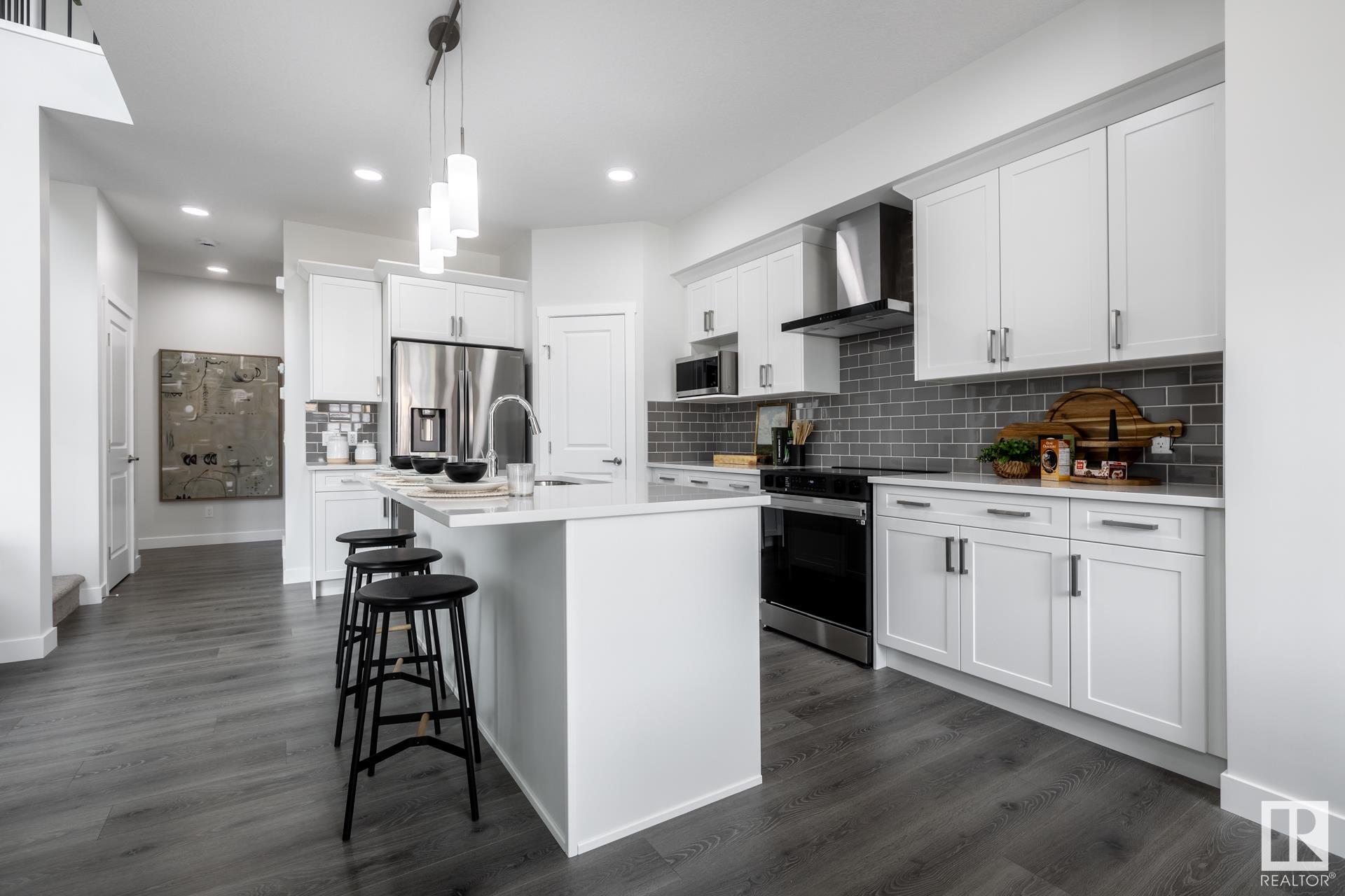      307 28 ST SW , Edmonton,  ,T6X 3E7 ;  Listing Number: MLS E4418379