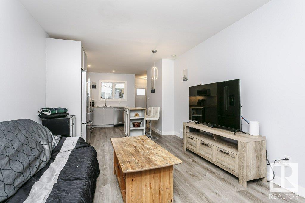      10811 73 AV NW , Edmonton,  ,T6E 1C8 ;  Listing Number: MLS E4418380
