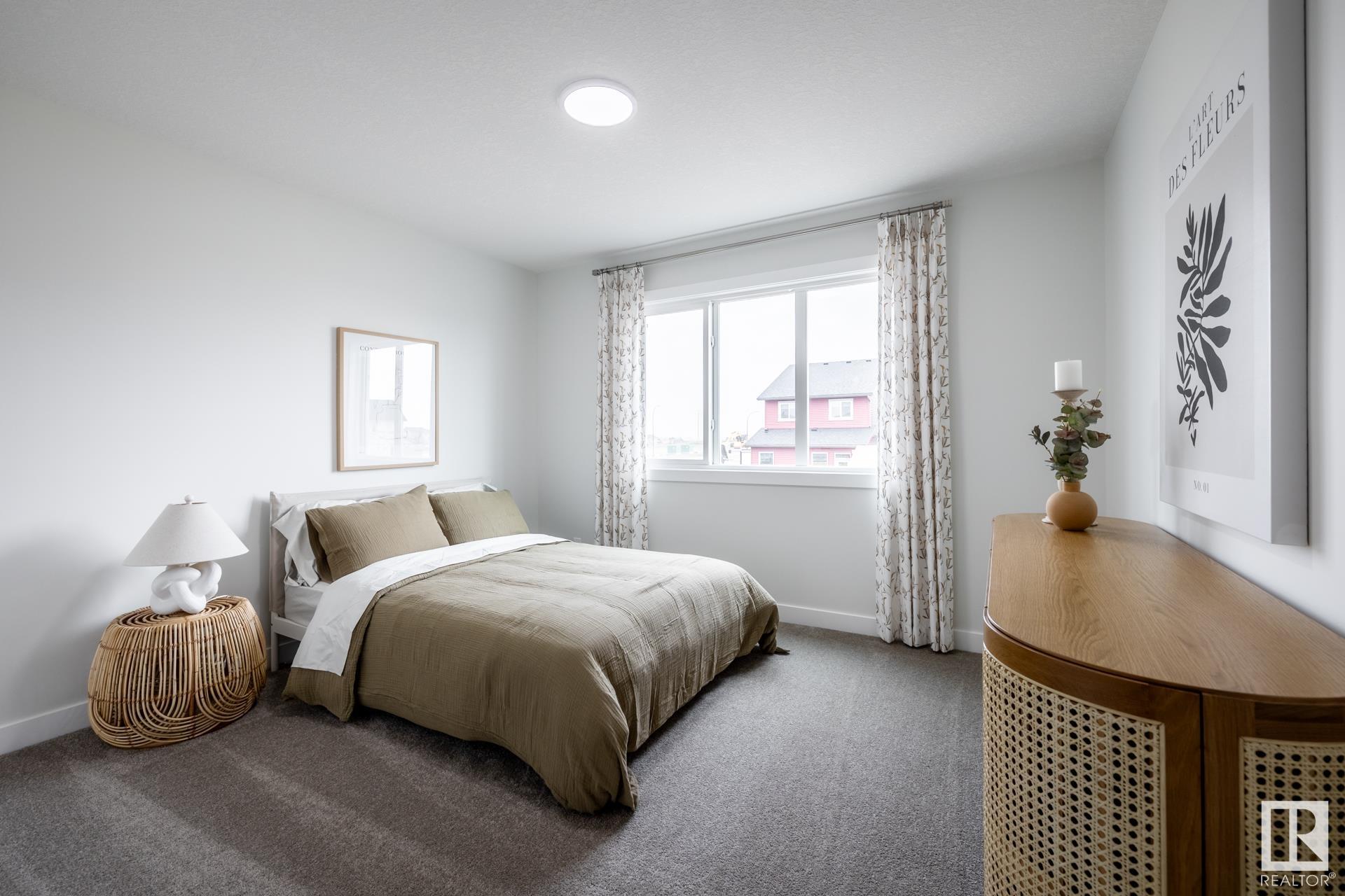      4107 208 ST NW , Edmonton,  ,T6M 3C7 ;  Listing Number: MLS E4418381