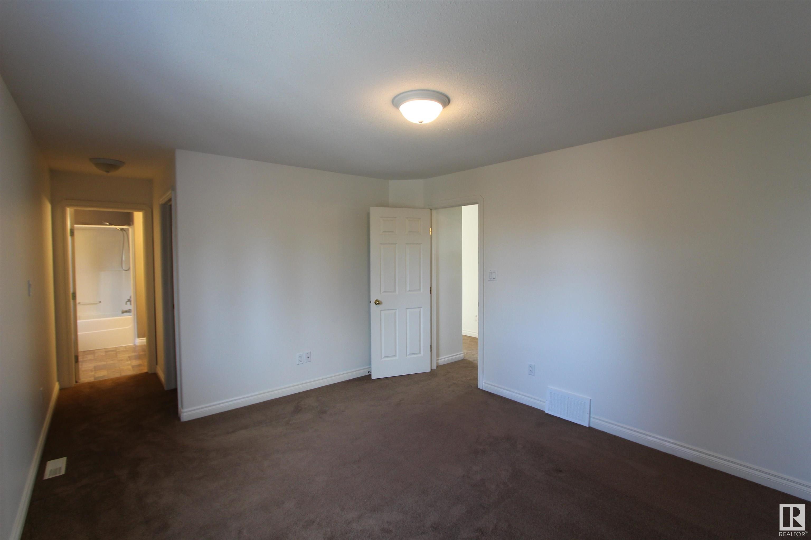      11 DEER PARK CL , Spruce Grove,  ,T7X 3K2 ;  Listing Number: MLS E4418384