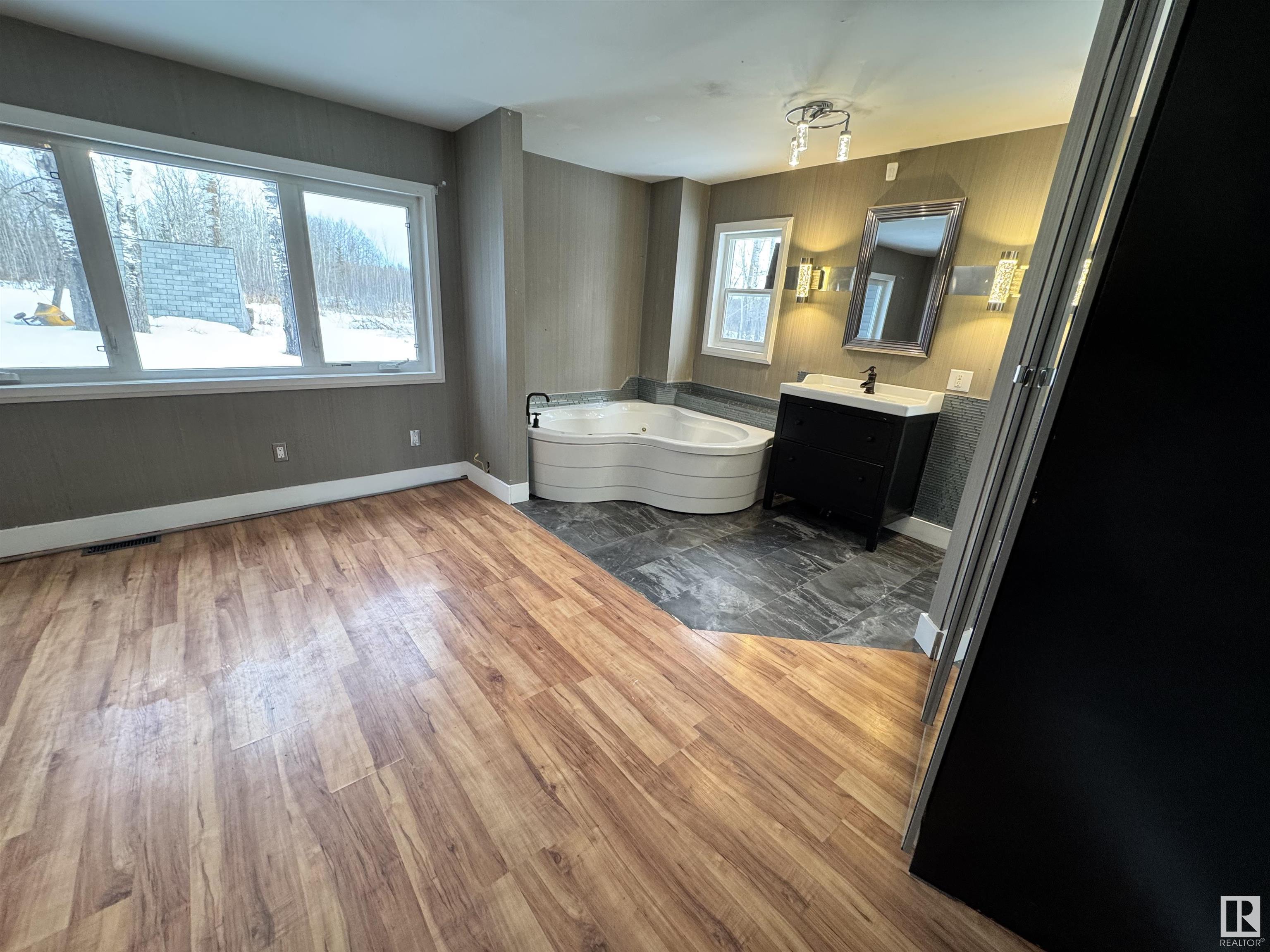      53415 RGE RD 40A , Rural Parkland County,  ,T0E 2K0 ;  Listing Number: MLS E4418387