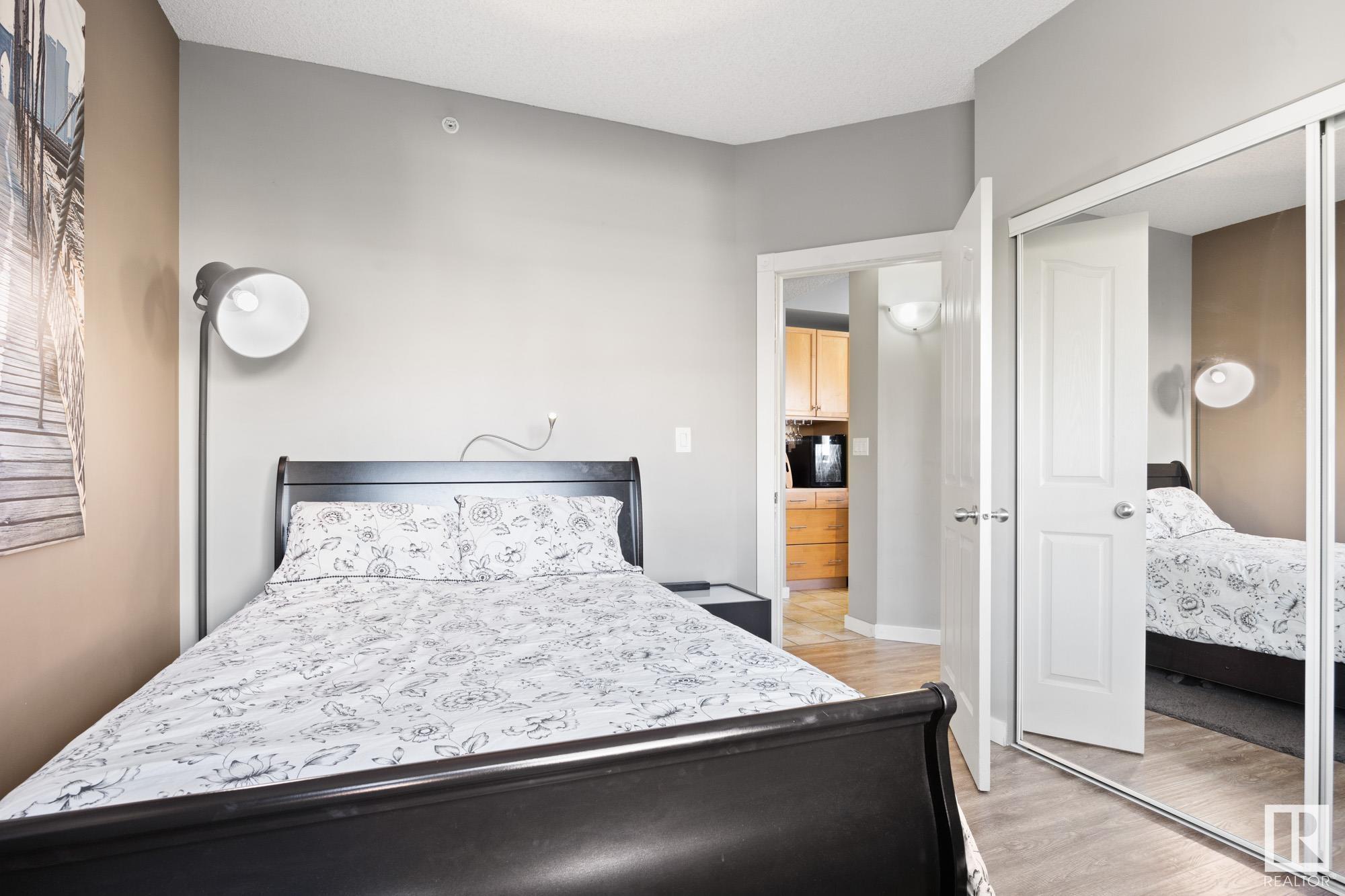      #402 9707 105 ST NW , Edmonton,  ,T5K 2Y4 ;  Listing Number: MLS E4418390