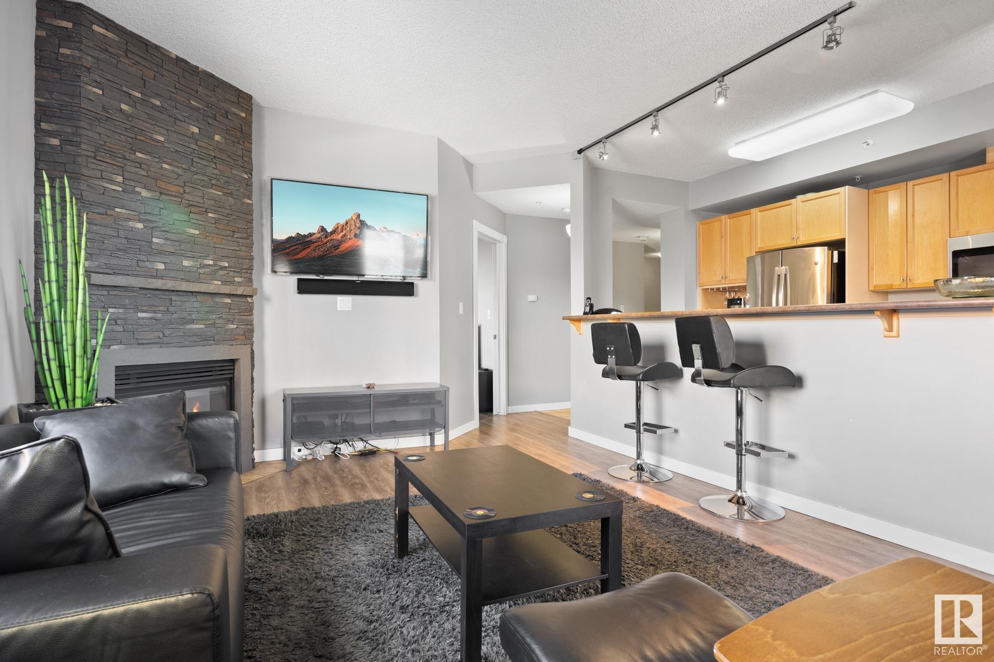      #402 9707 105 ST NW , Edmonton,  ,T5K 2Y4 ;  Listing Number: MLS E4418390