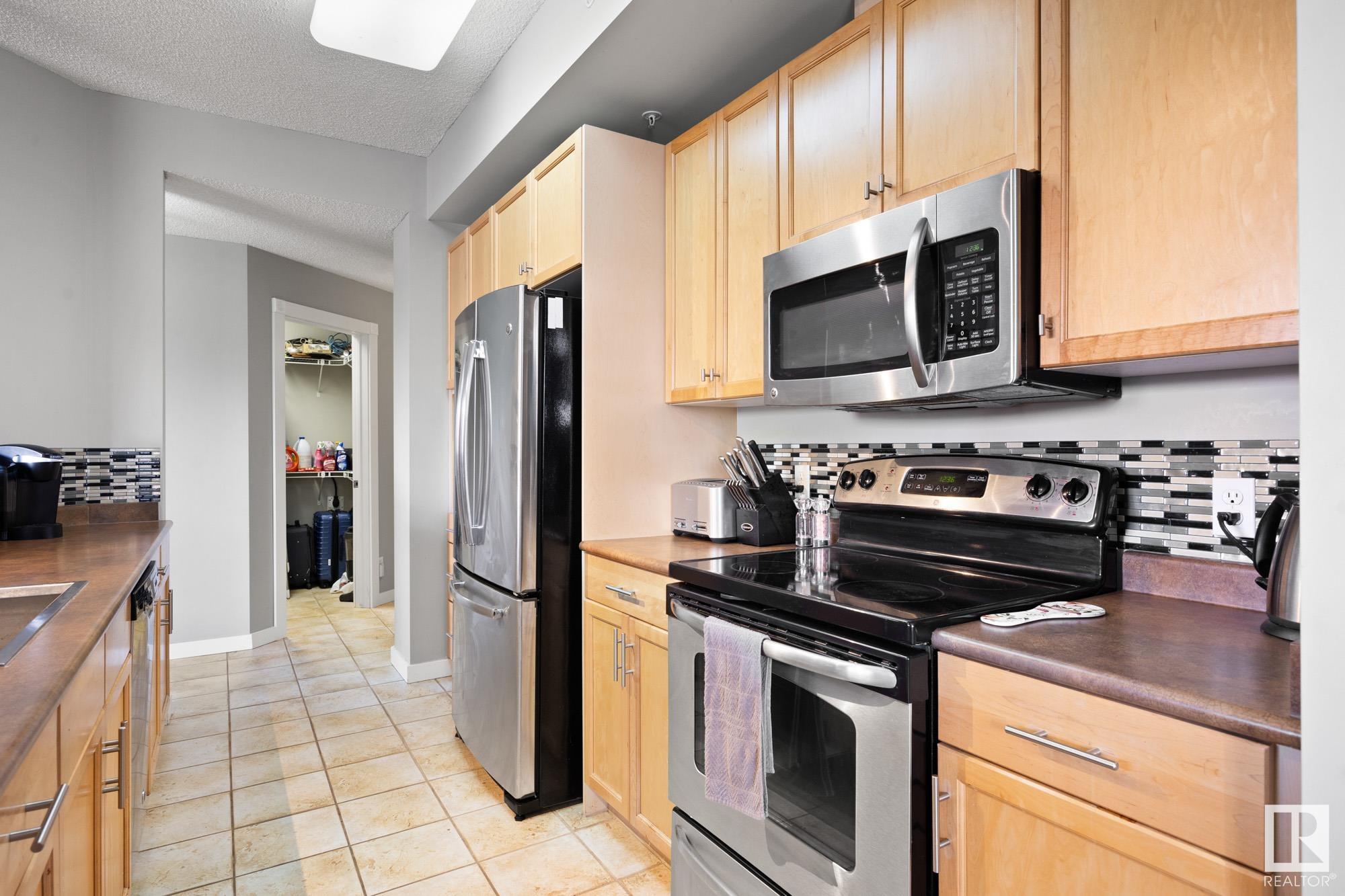      #402 9707 105 ST NW , Edmonton,  ,T5K 2Y4 ;  Listing Number: MLS E4418390