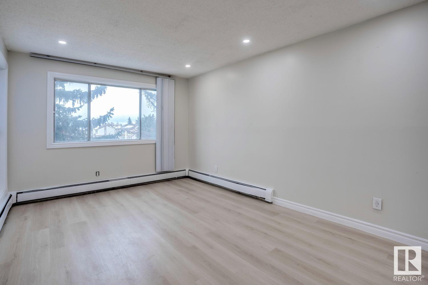      #303 14908 26 ST NW , Edmonton,  ,T5Y 2G4 ;  Listing Number: MLS E4418411