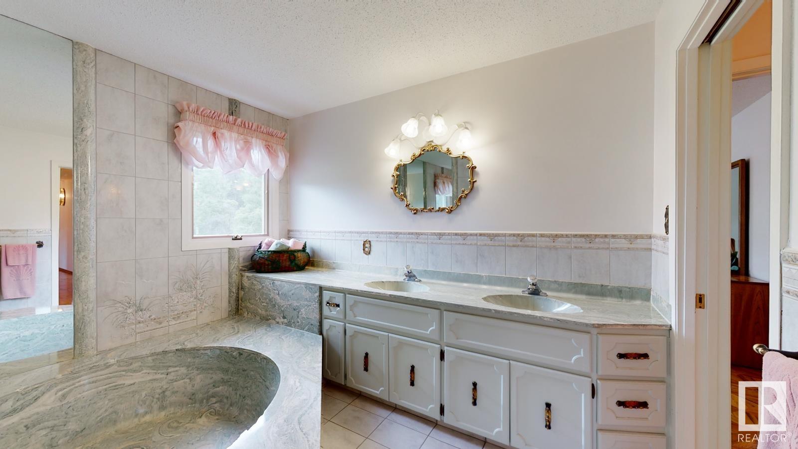      26022 TWP RD 511 , Rural Parkland County,  ,T5P 4B7 ;  Listing Number: MLS E4418417