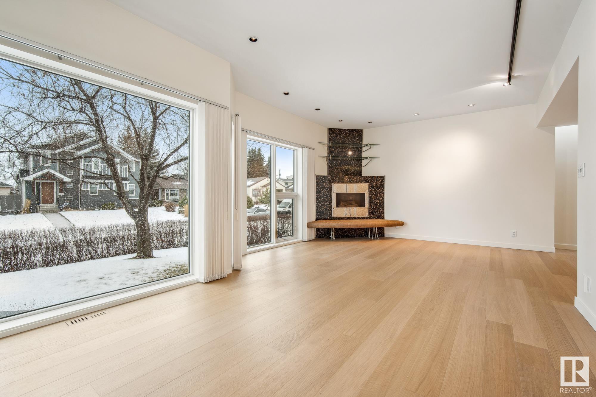      8771 STRATHEARN DR NW , Edmonton,  ,T6C 4C8 ;  Listing Number: MLS E4418420