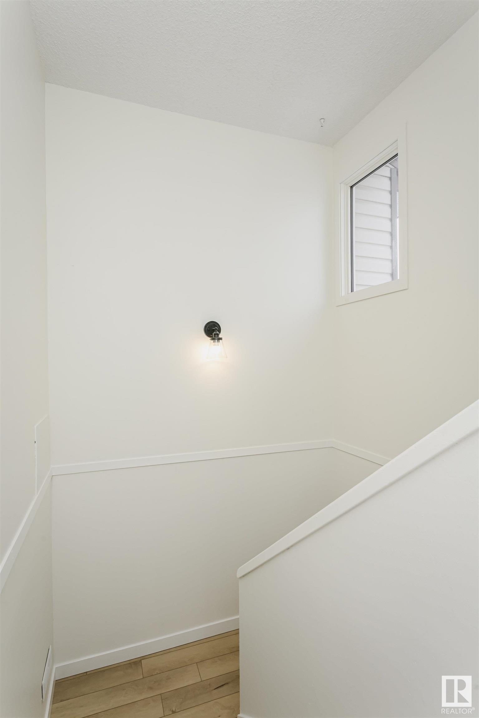      2315 139 AV NW , Edmonton,  ,T5Y 1S1 ;  Listing Number: MLS E4418426