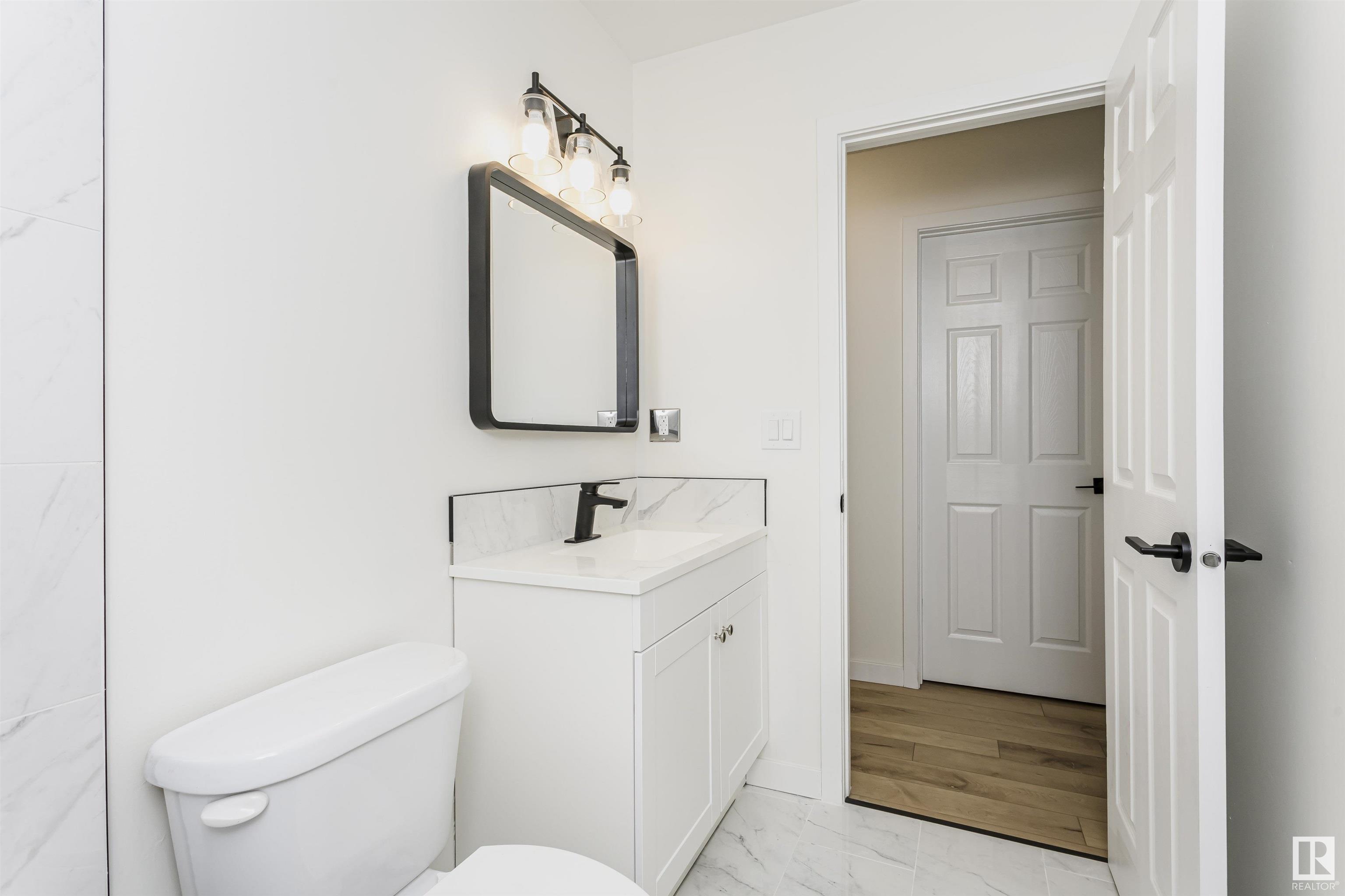      2315 139 AV NW , Edmonton,  ,T5Y 1S1 ;  Listing Number: MLS E4418426