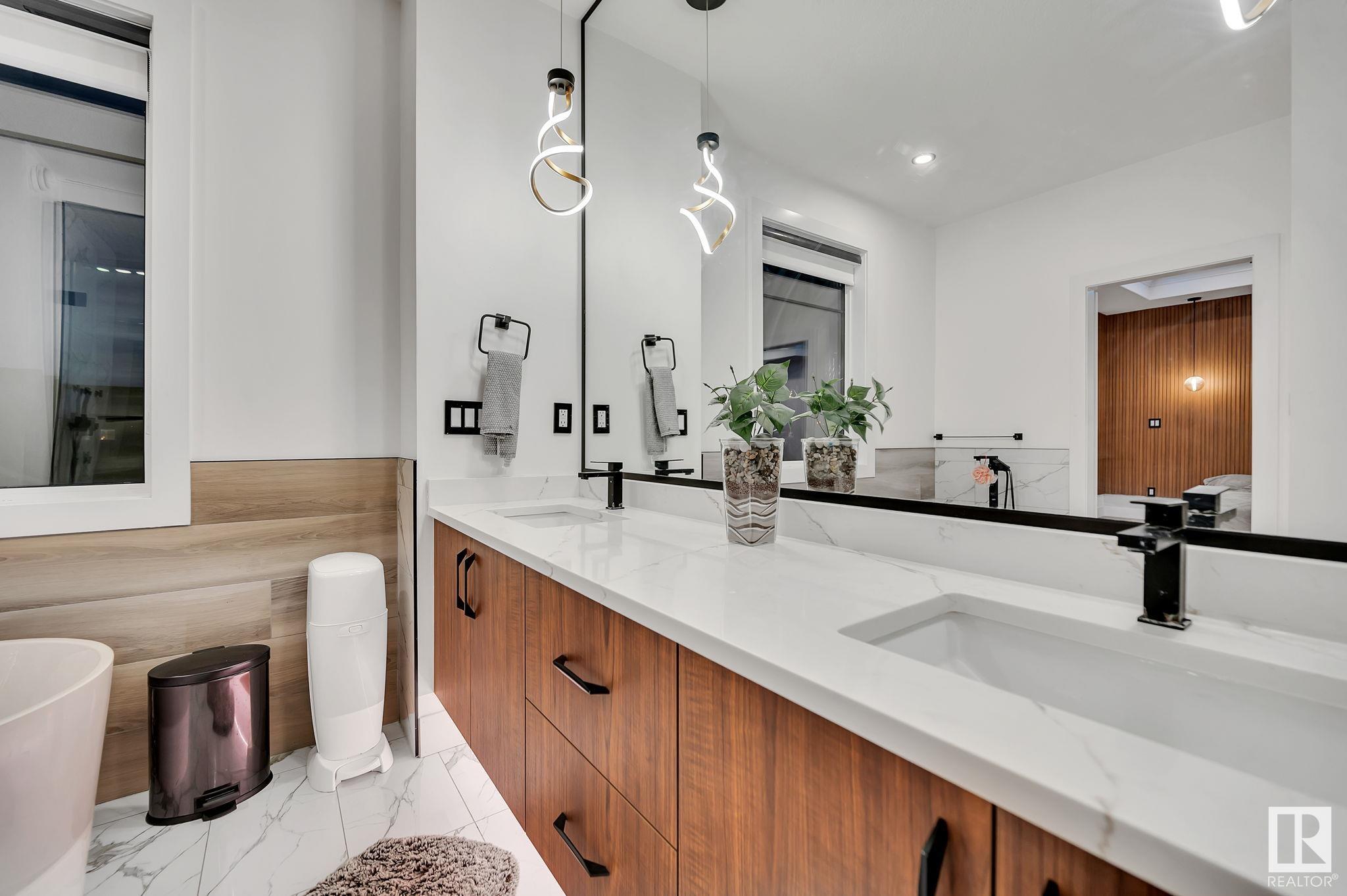      1922 ADAMSON TC SW , Edmonton,  ,T6W 2N7 ;  Listing Number: MLS E4418432
