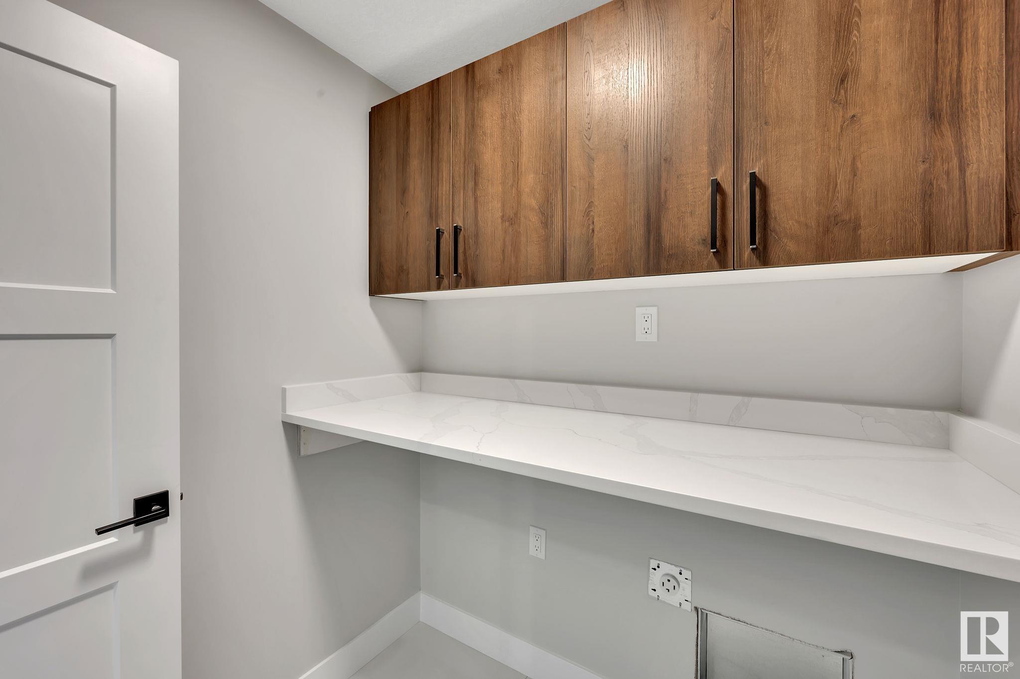      42 Darby CR , Spruce Grove,  ,T7X 0W9 ;  Listing Number: MLS E4418436