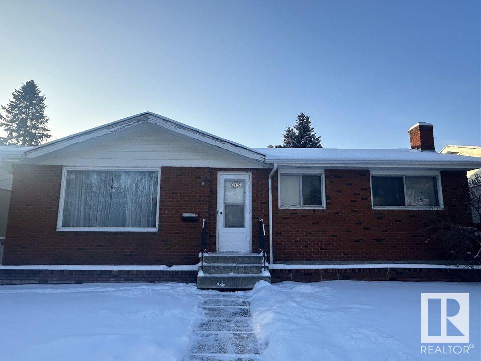      10407 137 AV NW , Edmonton,  ,T5E 1Y9 ;  Listing Number: MLS E4418453