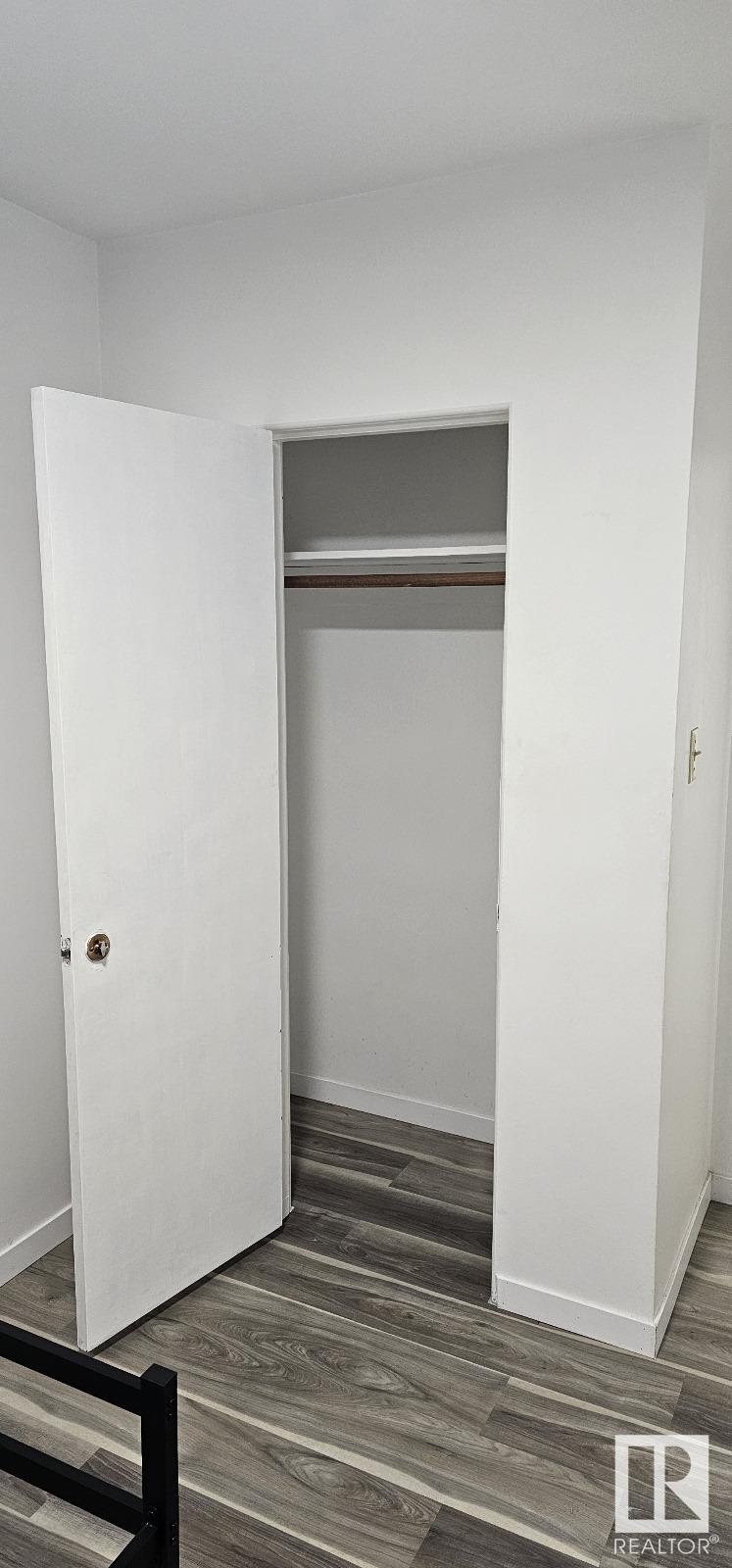      10407 137 AV NW , Edmonton,  ,T5E 1Y9 ;  Listing Number: MLS E4418453