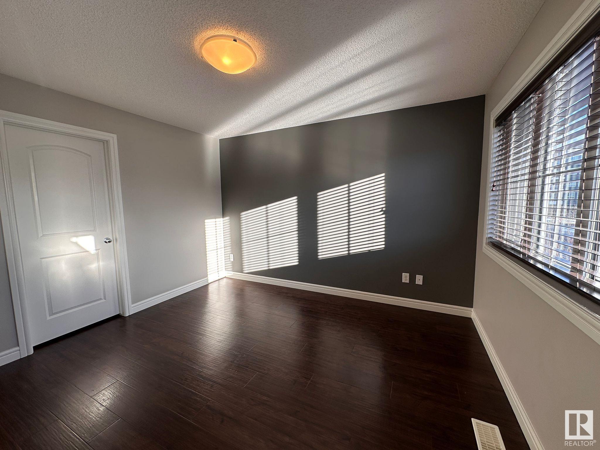      176 DESROCHERS GATE GA SW , Edmonton,  ,T6W 3H8 ;  Listing Number: MLS E4418456
