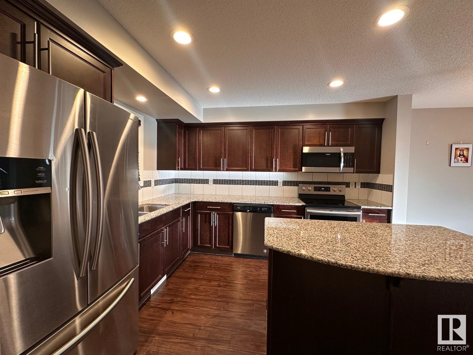      176 DESROCHERS GATE GA SW , Edmonton,  ,T6W 3H8 ;  Listing Number: MLS E4418456