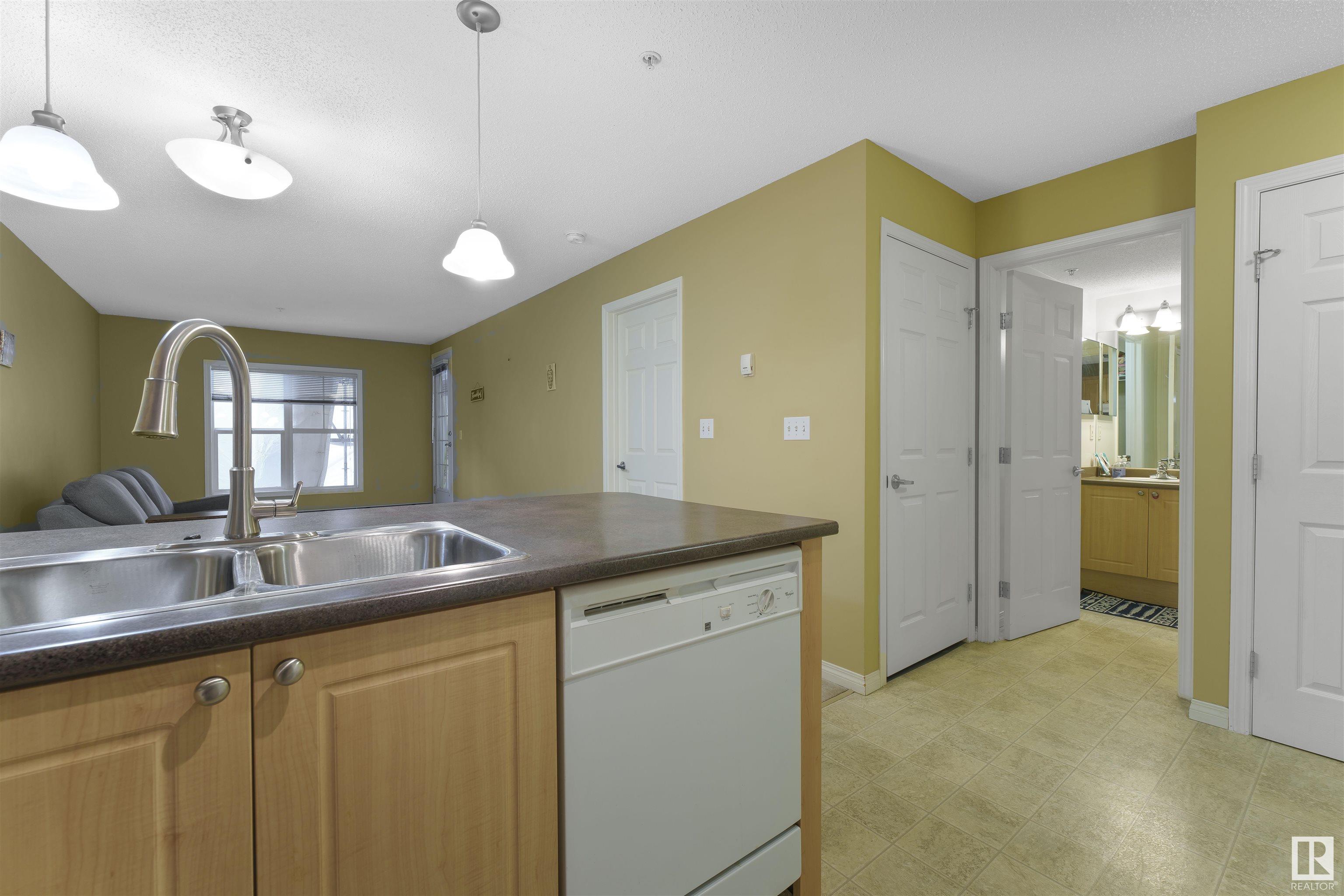      #210 622 MCALLISTER LO SW , Edmonton,  ,T6W 1N2 ;  Listing Number: MLS E4418457