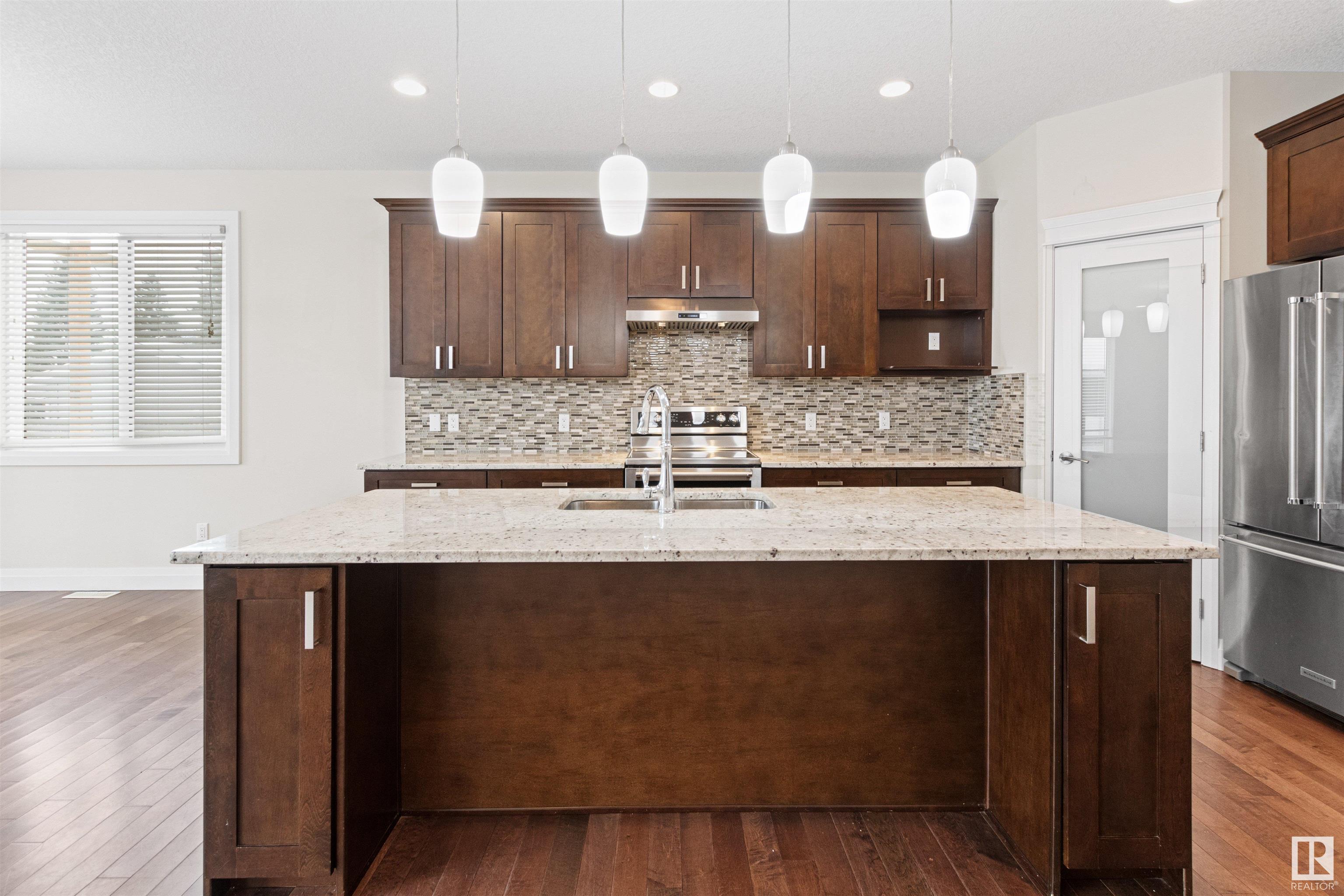      9333 87 AV NW , Edmonton,  ,T6C 1K3 ;  Listing Number: MLS E4418461