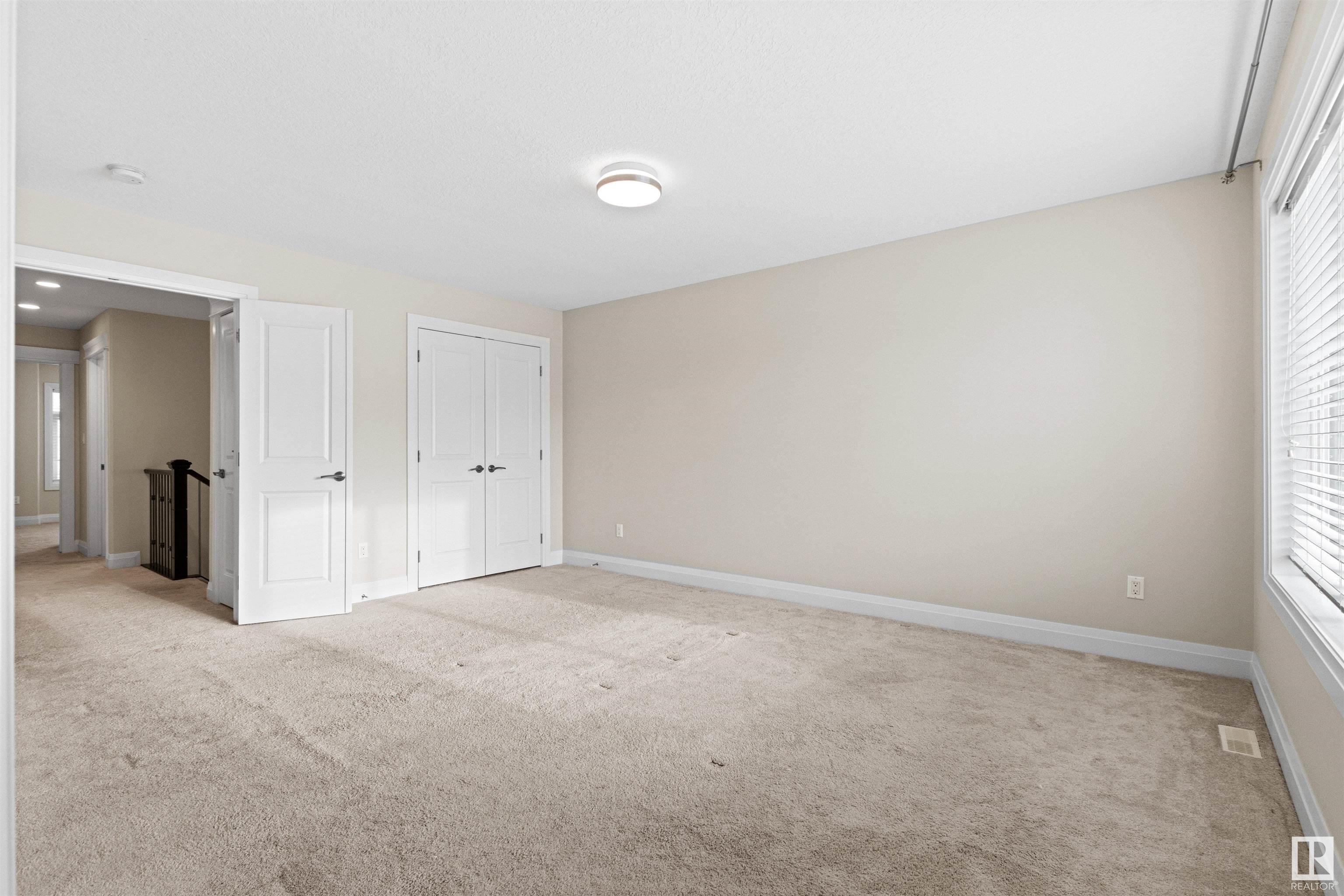      9333 87 AV NW , Edmonton,  ,T6C 1K3 ;  Listing Number: MLS E4418461