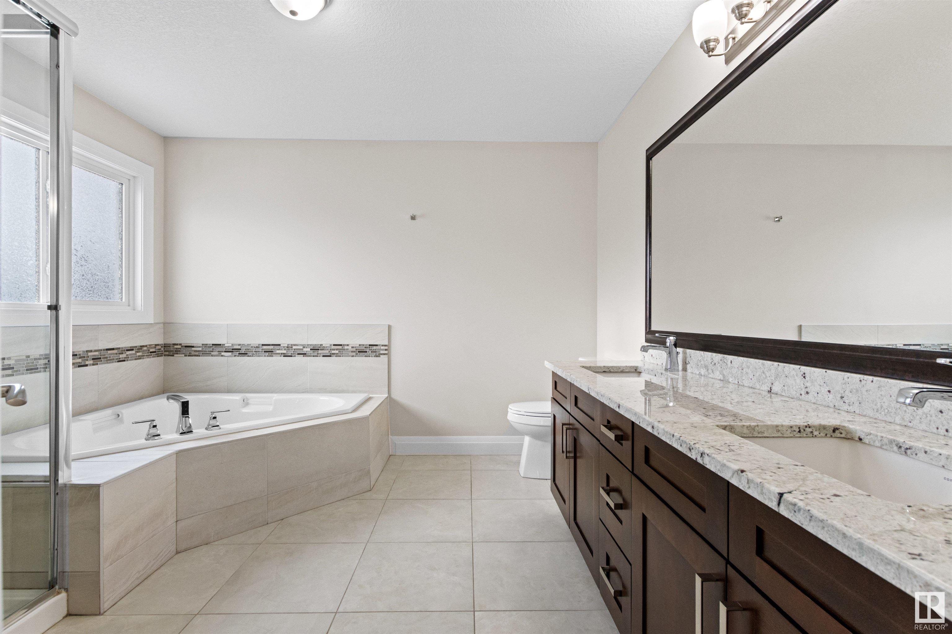      9333 87 AV NW , Edmonton,  ,T6C 1K3 ;  Listing Number: MLS E4418461