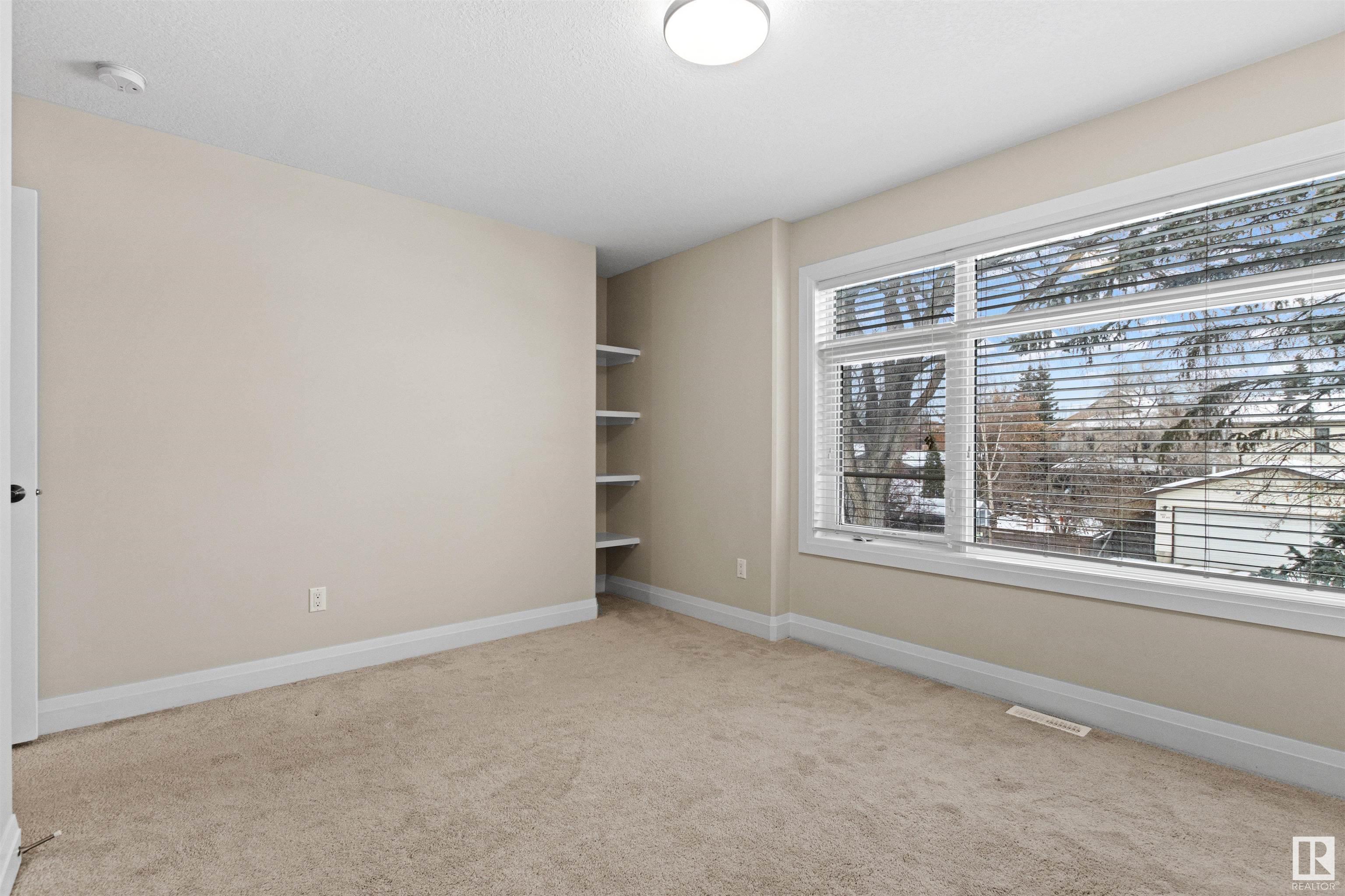      9333 87 AV NW , Edmonton,  ,T6C 1K3 ;  Listing Number: MLS E4418461