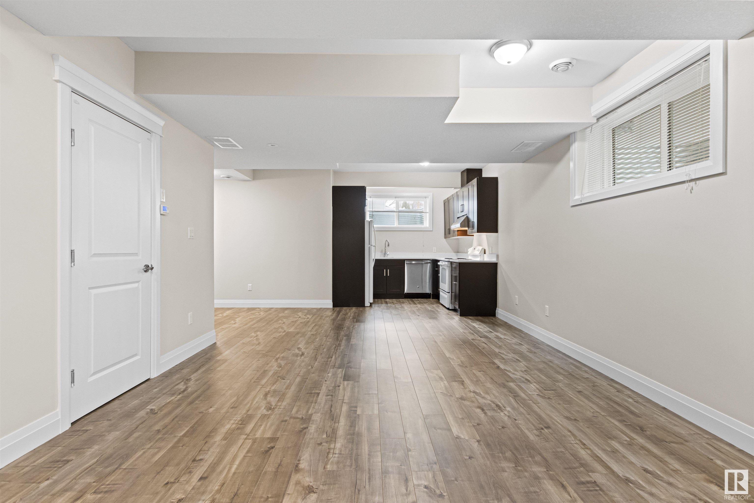     9333 87 AV NW , Edmonton,  ,T6C 1K3 ;  Listing Number: MLS E4418461