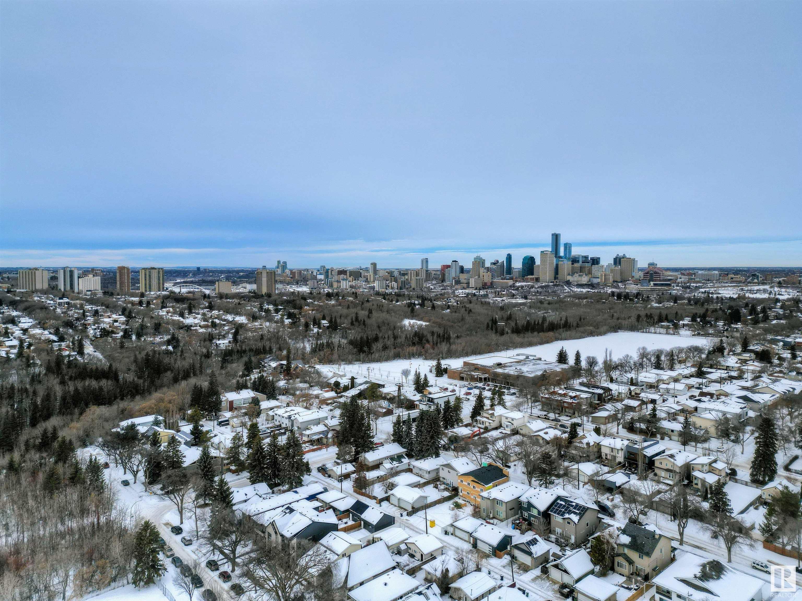      9333 87 AV NW , Edmonton,  ,T6C 1K3 ;  Listing Number: MLS E4418461