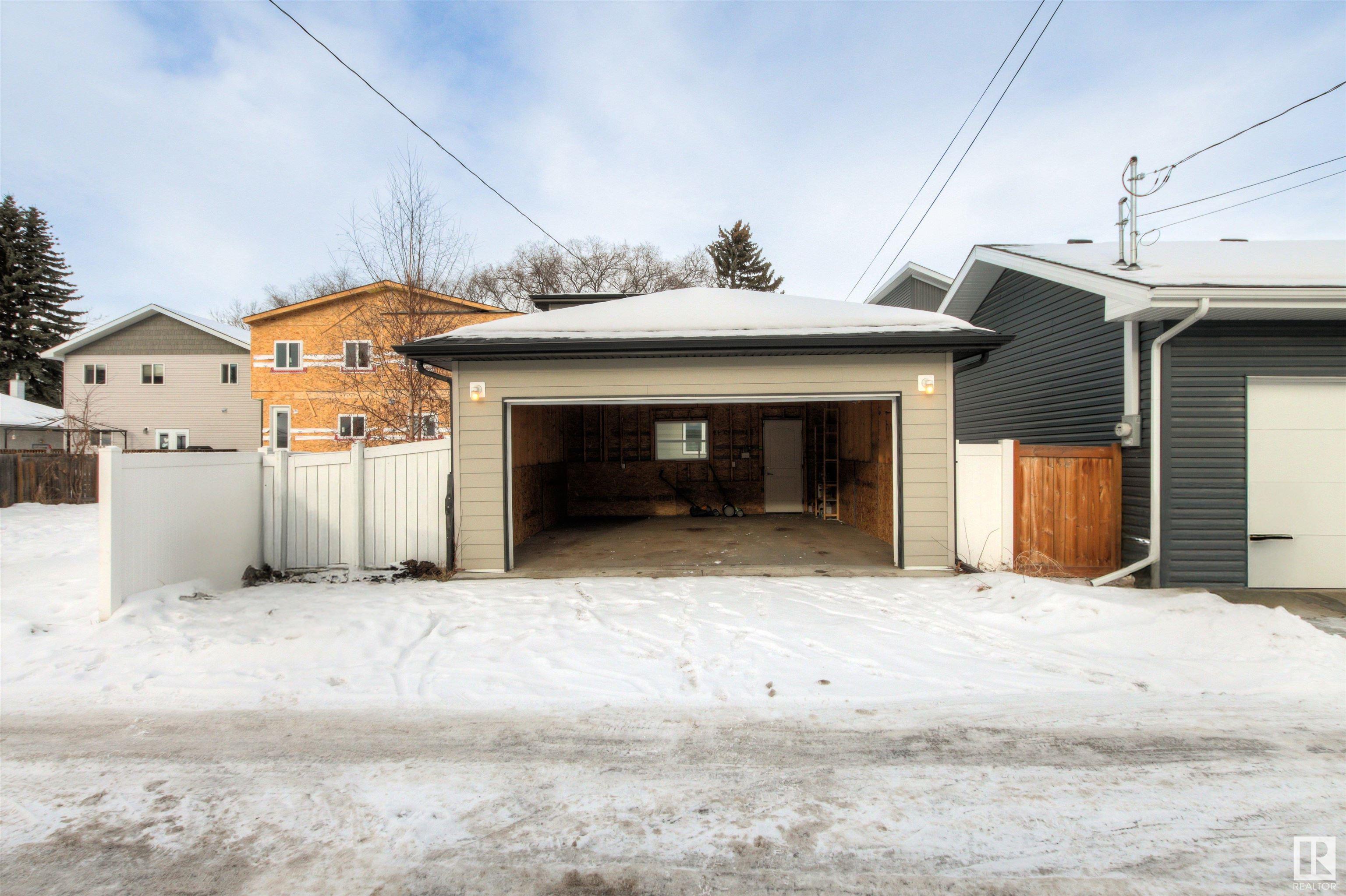      9333 87 AV NW , Edmonton,  ,T6C 1K3 ;  Listing Number: MLS E4418461