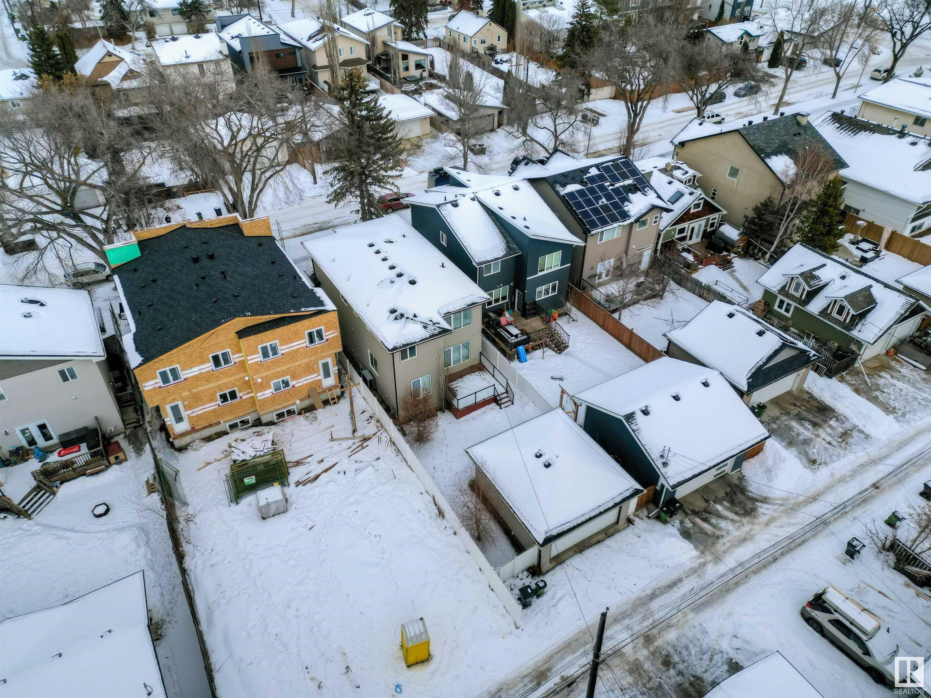      9333 87 AV NW , Edmonton,  ,T6C 1K3 ;  Listing Number: MLS E4418461