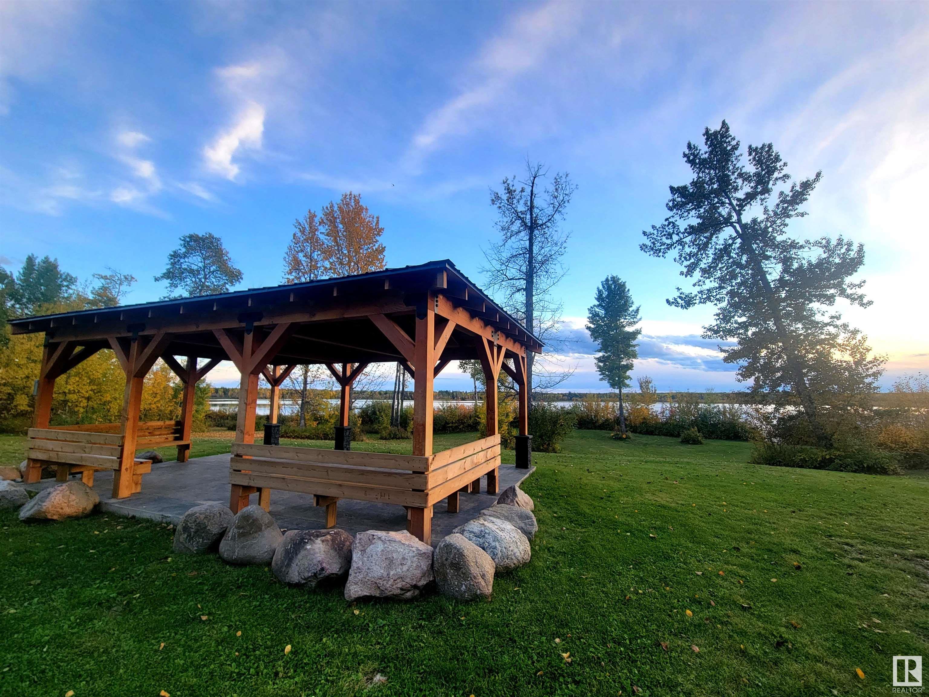      5519 TWP ROAD 550 , Rural Lac Ste. Anne County,  ,T0E 0L0 ;  Listing Number: MLS E4418469
