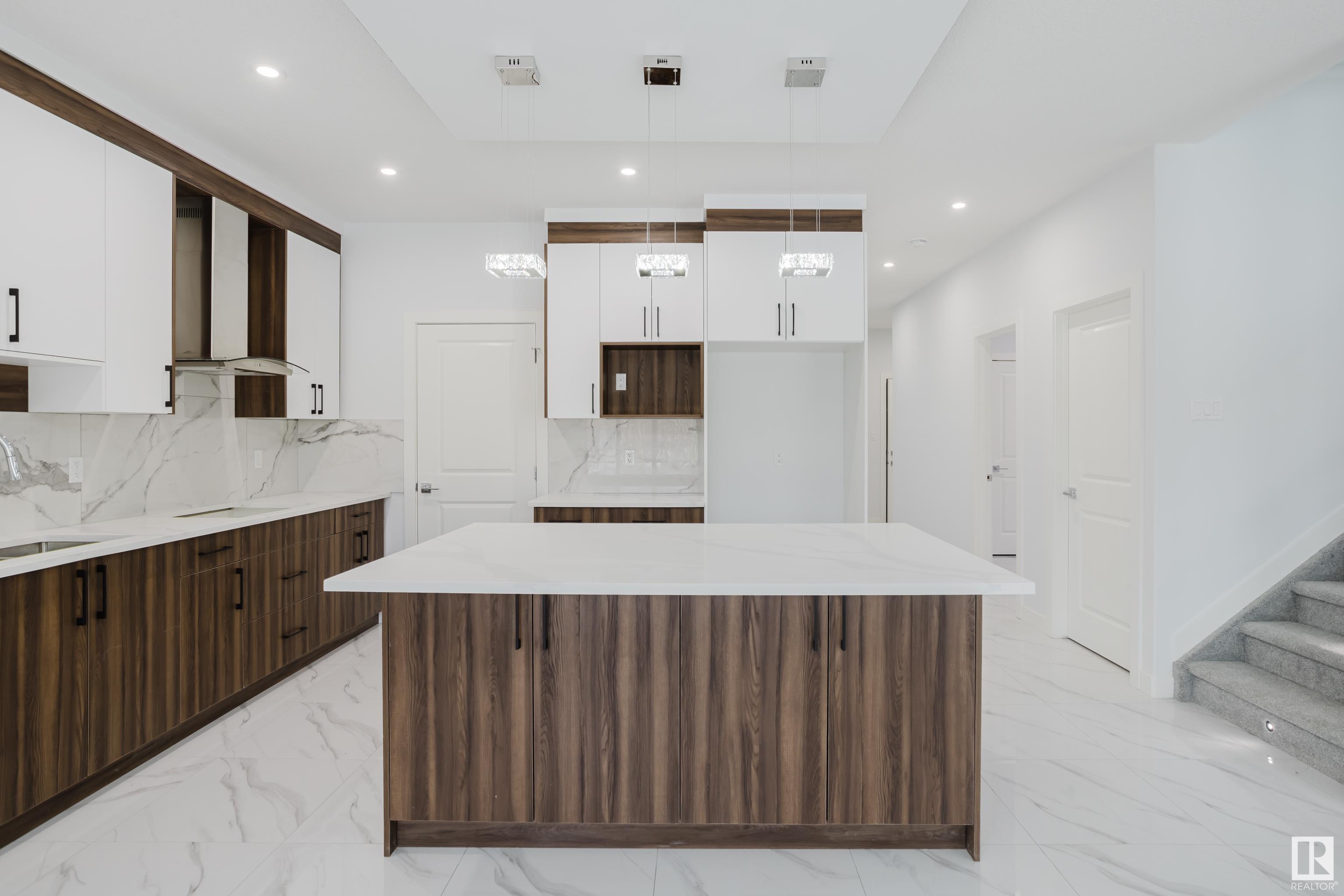      1435 11 AV NW , Edmonton,  ,T6T 2W4 ;  Listing Number: MLS E4418477