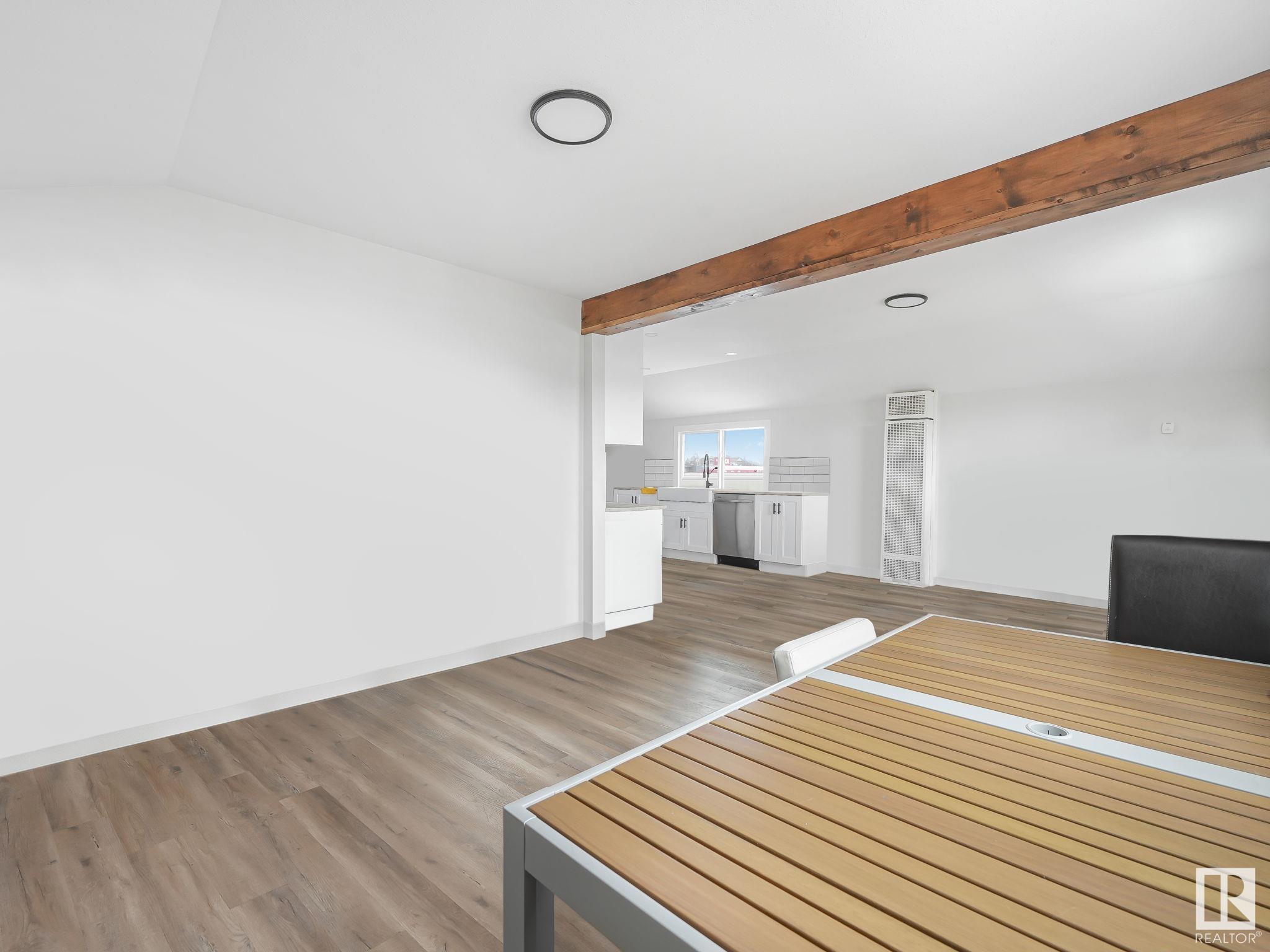      5012 48 ST , Camrose,  ,T4V 1M1 ;  Listing Number: MLS E4418483