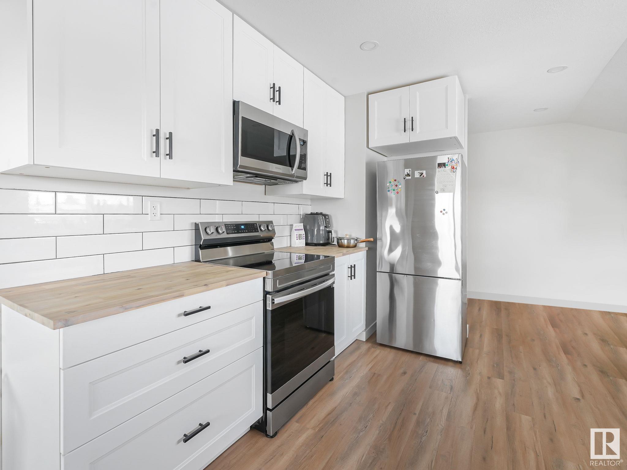      5012 48 ST , Camrose,  ,T4V 1M1 ;  Listing Number: MLS E4418483