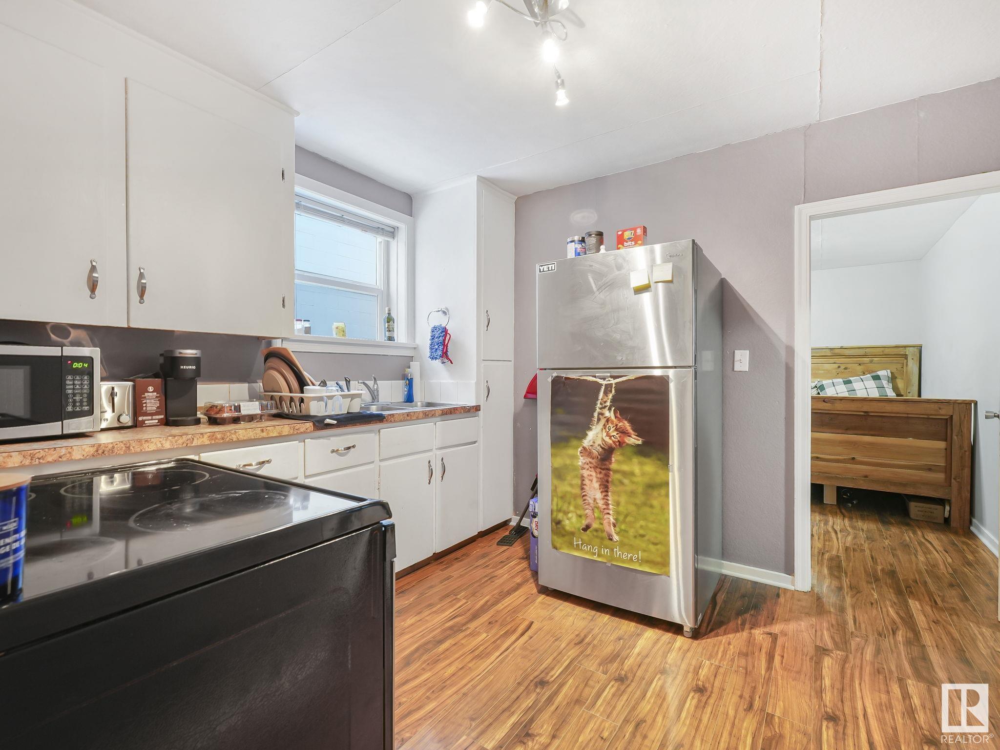      5012 48 ST , Camrose,  ,T4V 1M1 ;  Listing Number: MLS E4418483