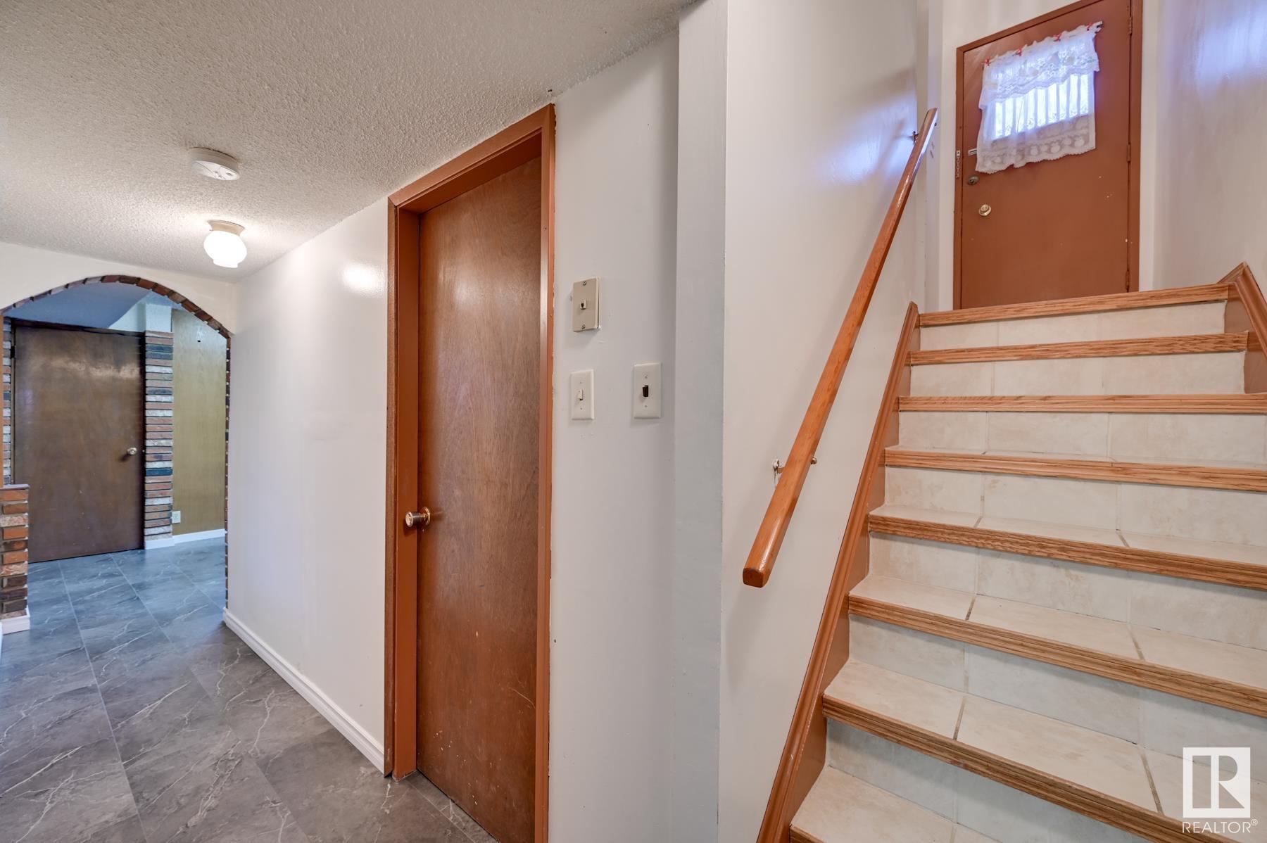      9351 106A AV NW , Edmonton,  ,T5H 0S6 ;  Listing Number: MLS E4418492