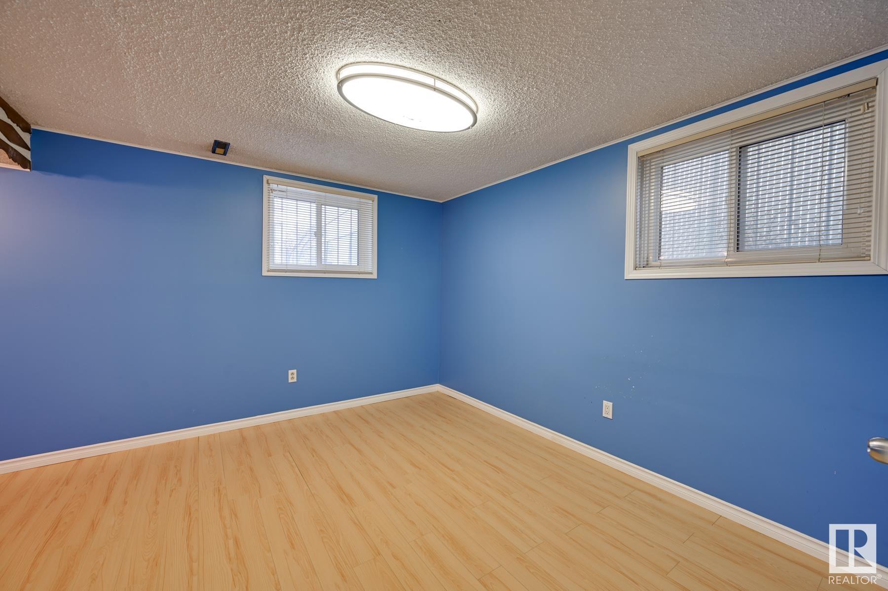      9351 106A AV NW , Edmonton,  ,T5H 0S6 ;  Listing Number: MLS E4418492