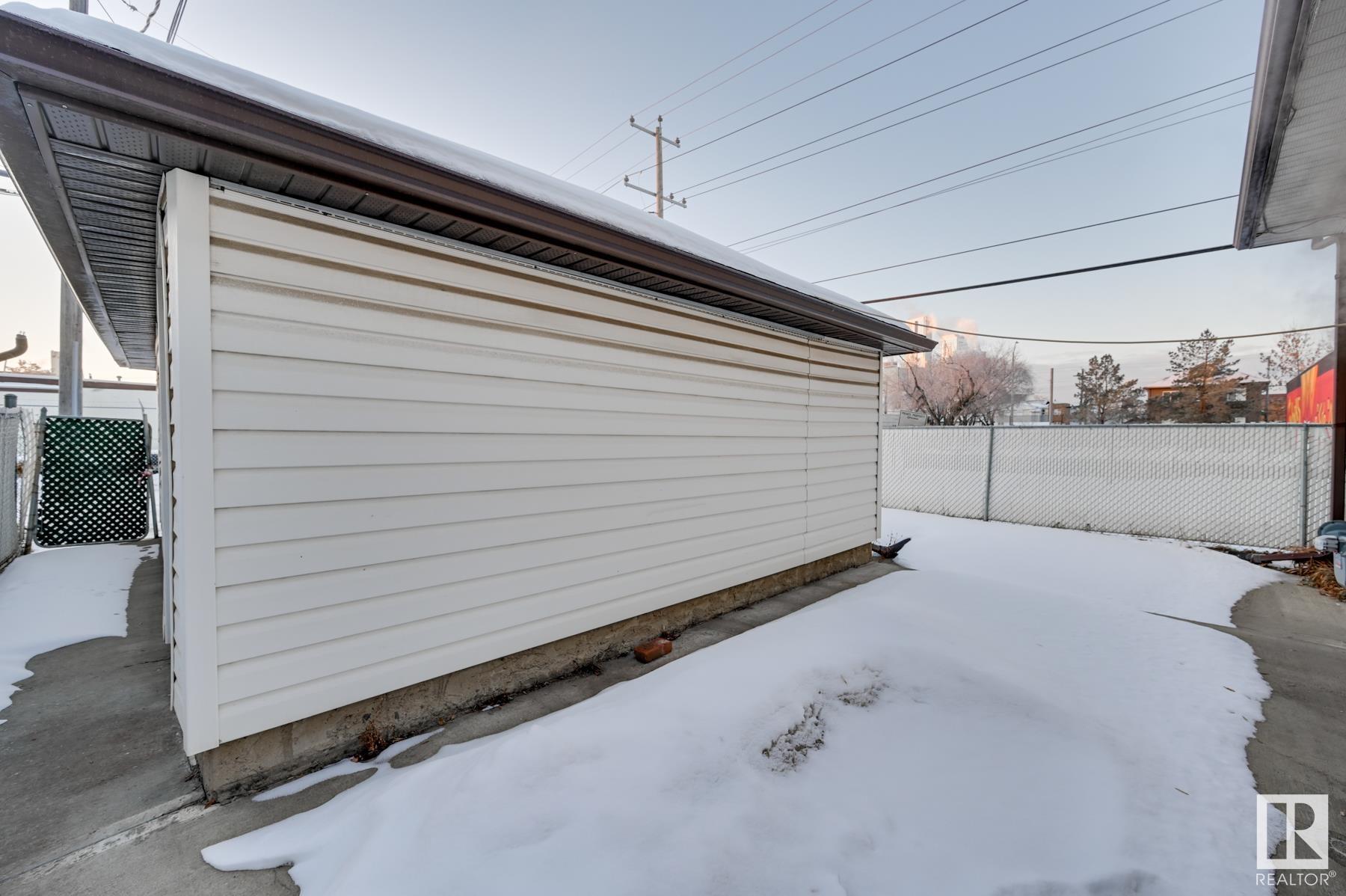      9351 106A AV NW , Edmonton,  ,T5H 0S6 ;  Listing Number: MLS E4418492