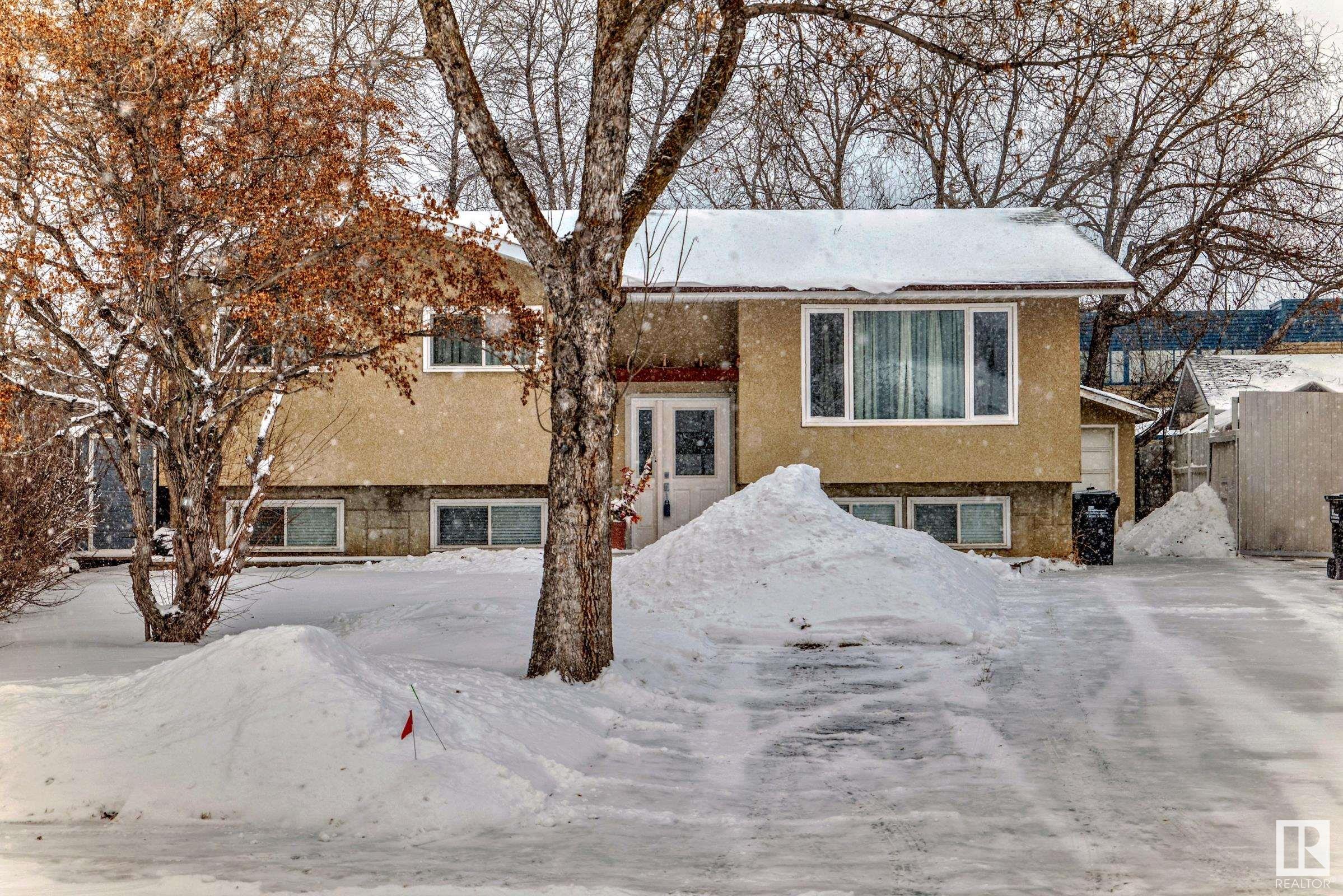      3 ROSEWOOD PL , Sherwood Park,  ,T8A 2H3 ;  Listing Number: MLS E4418493