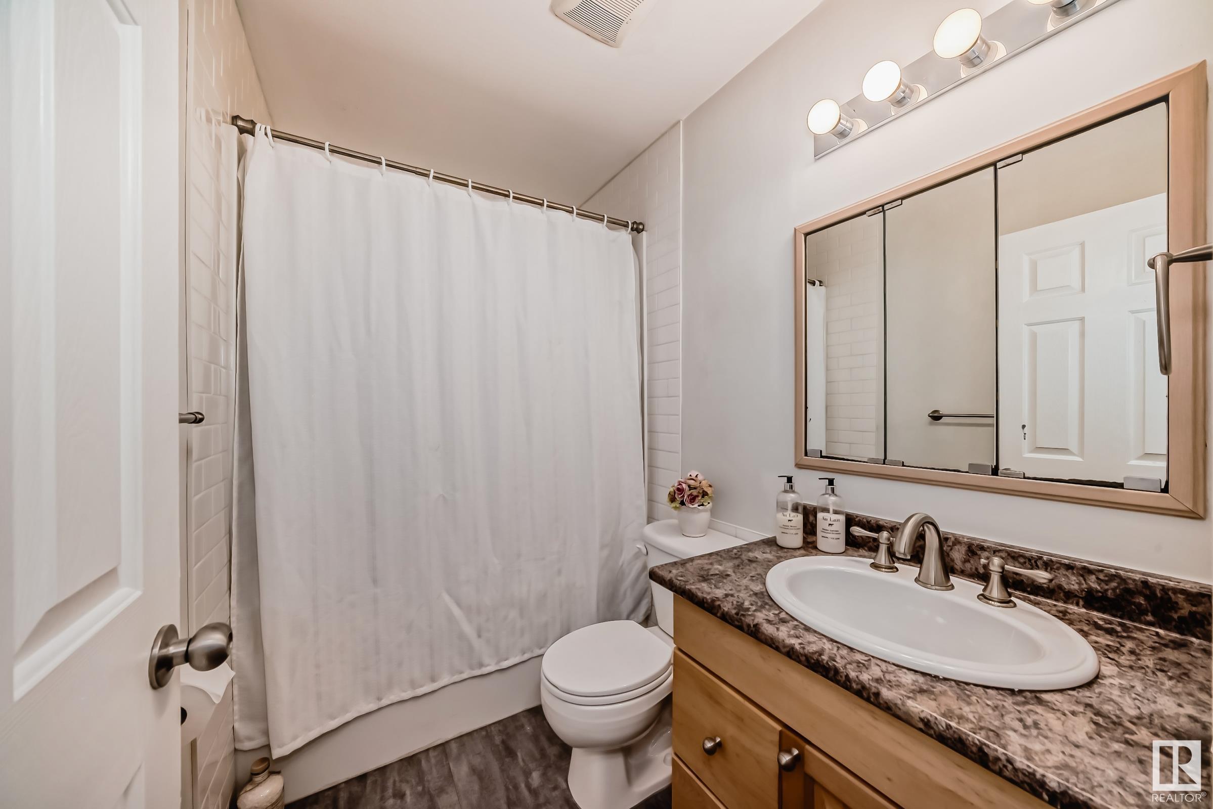      3 ROSEWOOD PL , Sherwood Park,  ,T8A 2H3 ;  Listing Number: MLS E4418493